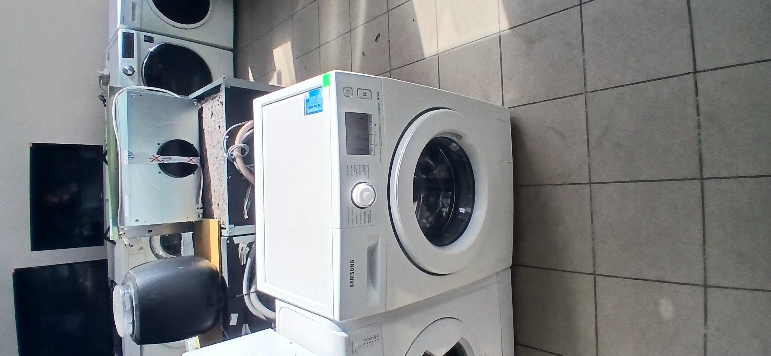 Пральна машина Samsung WF60F4E5W2W