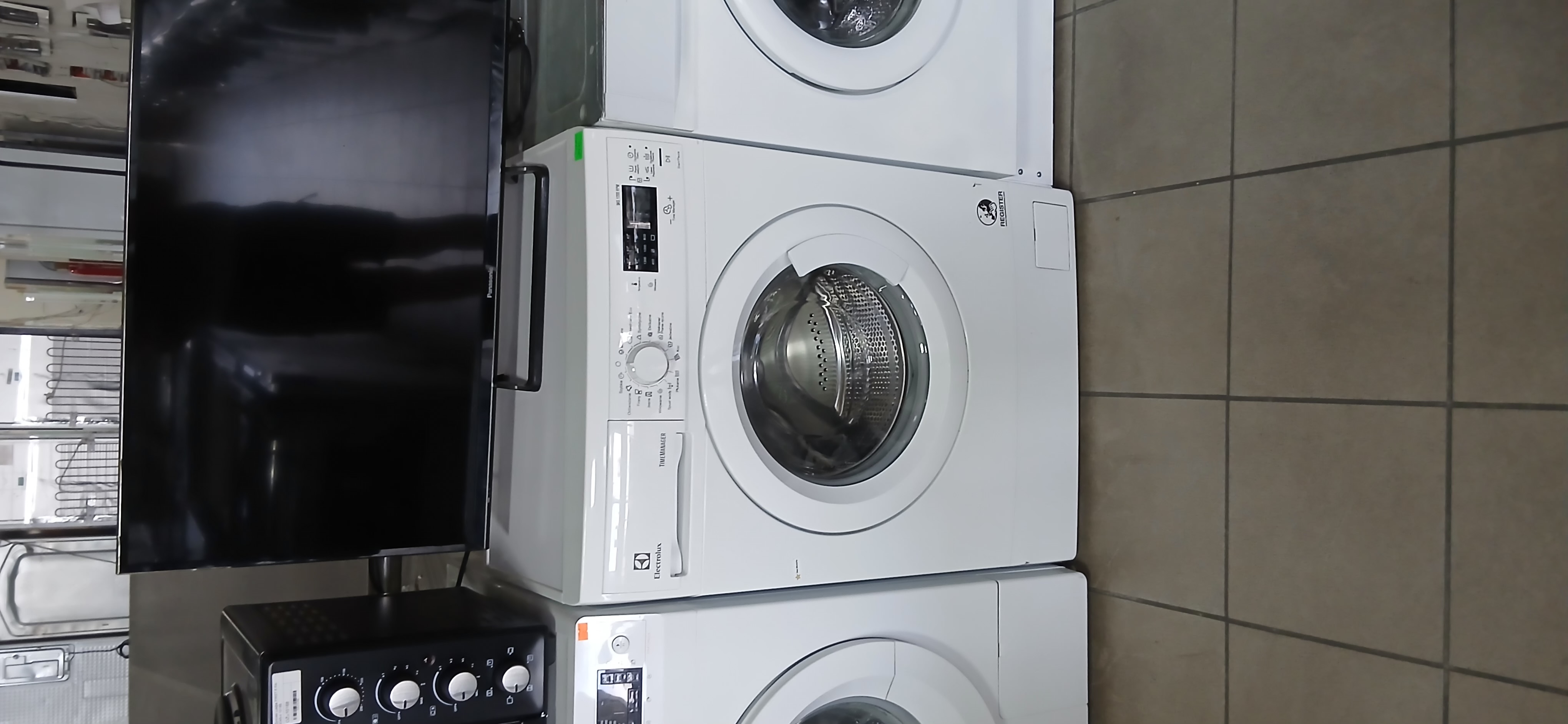 Пральна машина Electrolux EWS11254EDU
