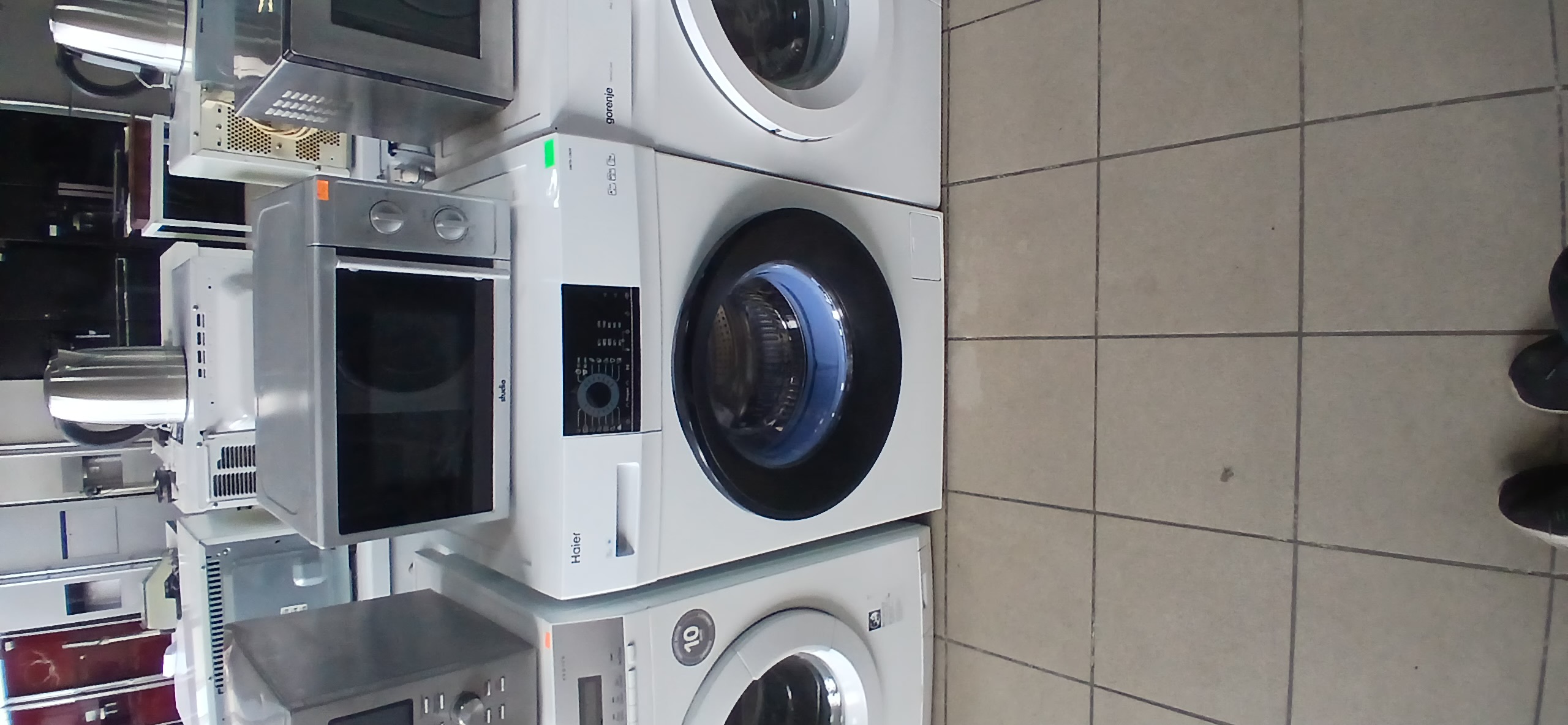 Пральна машина Haier HV70-12829