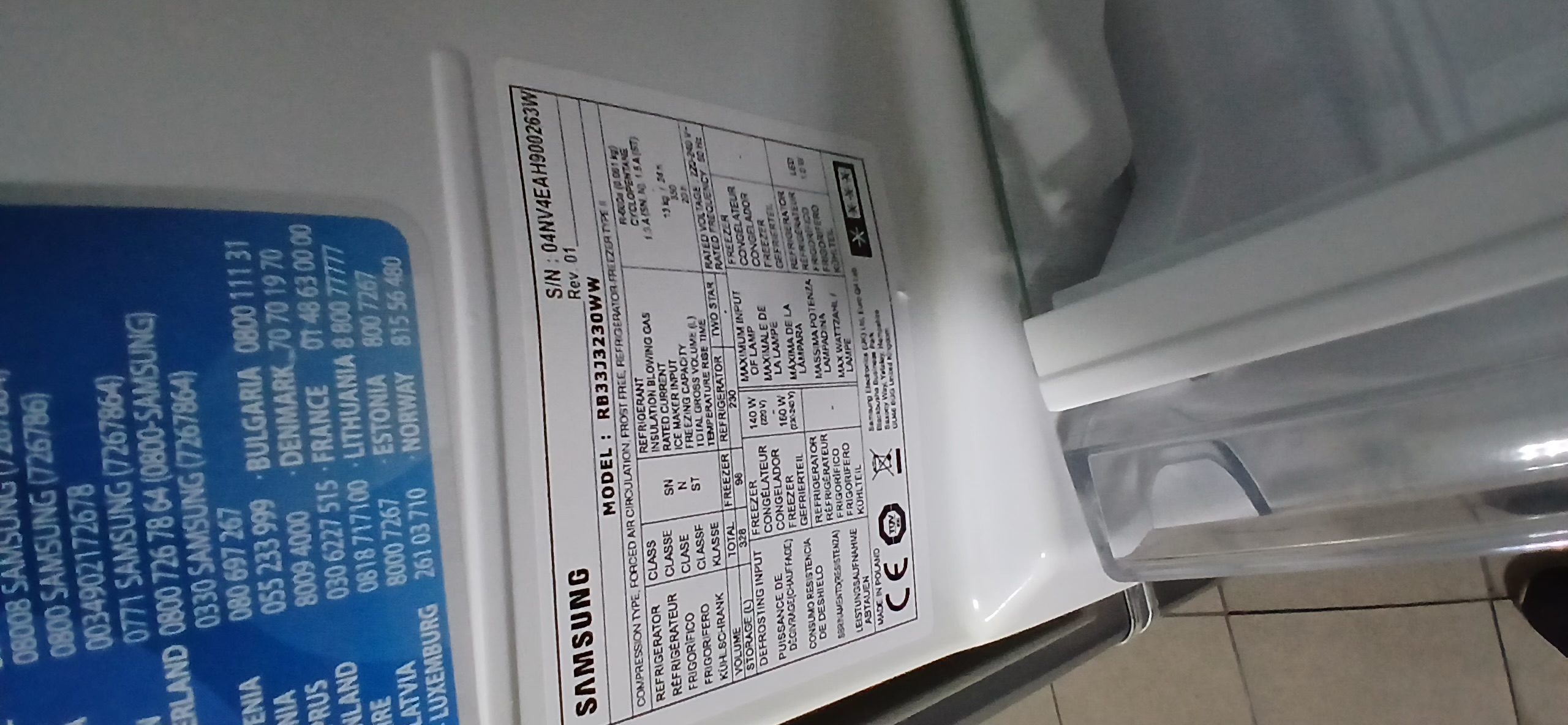 Холодильник Samsung RB33J3230WW