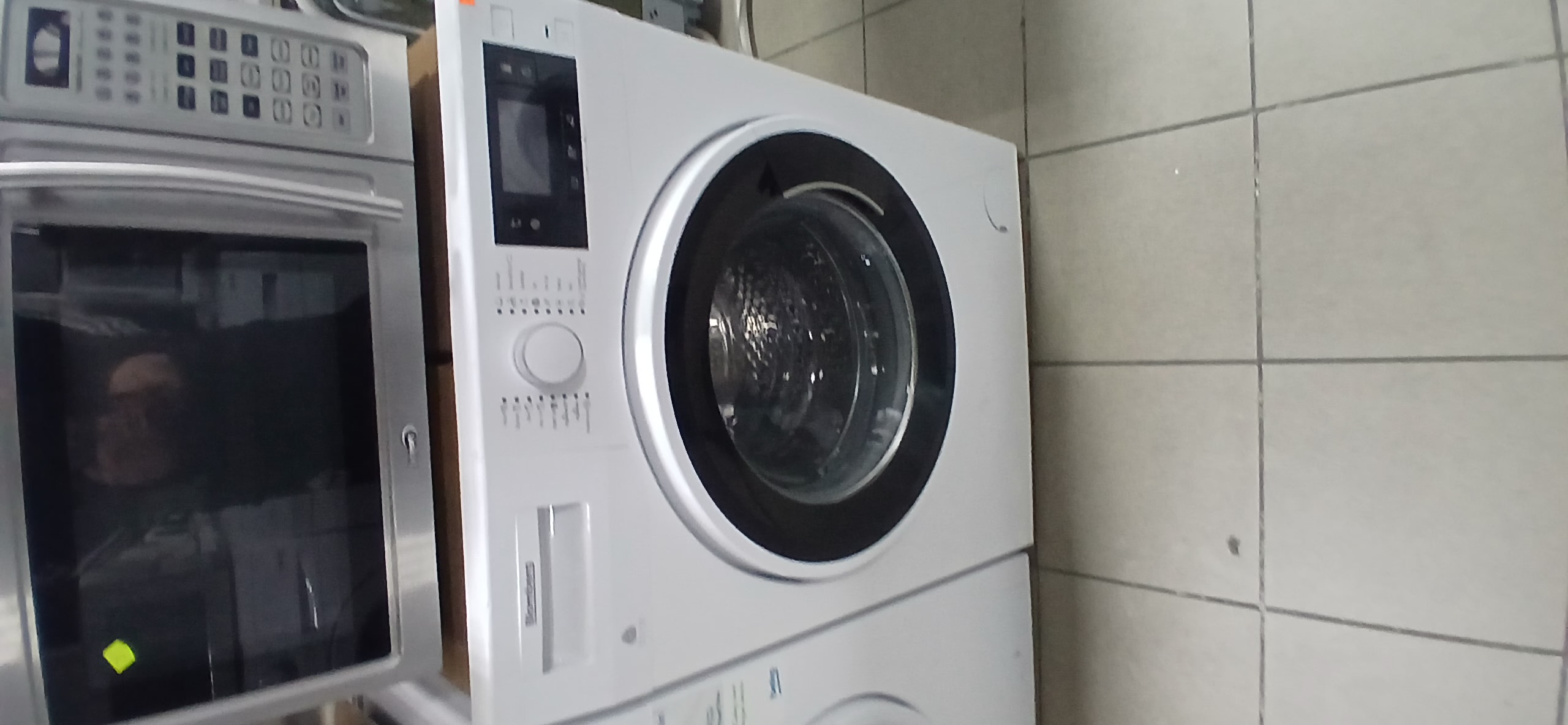 Пральна машина Blomberg BWG474WO