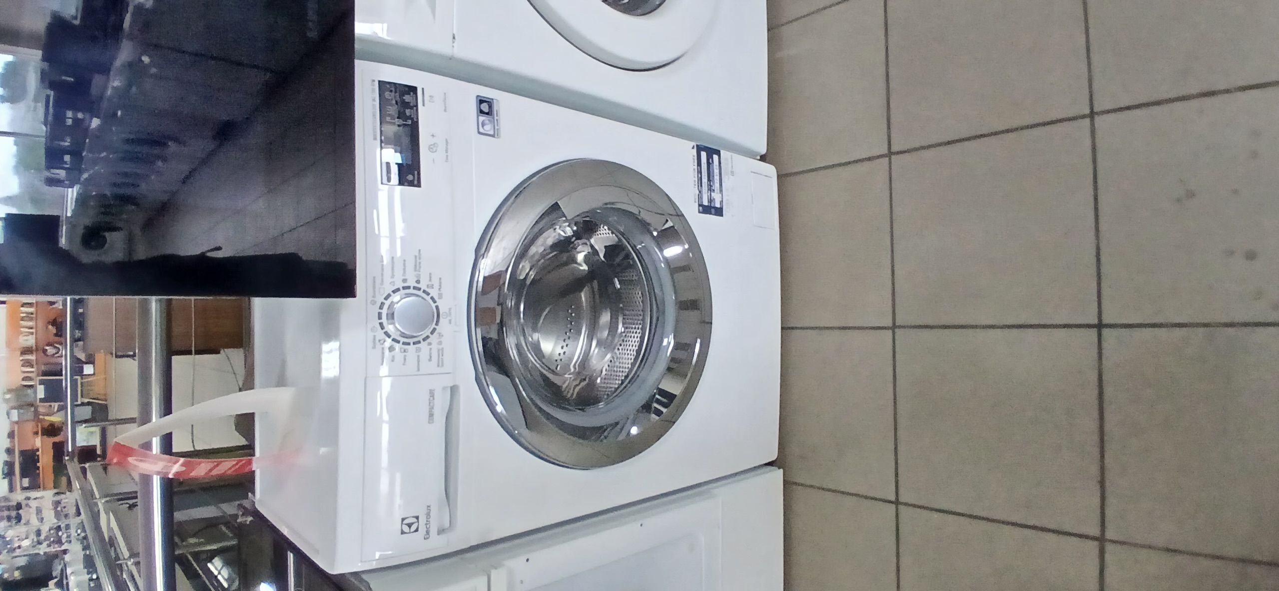 Пральна машина Electrolux EWS1266CI