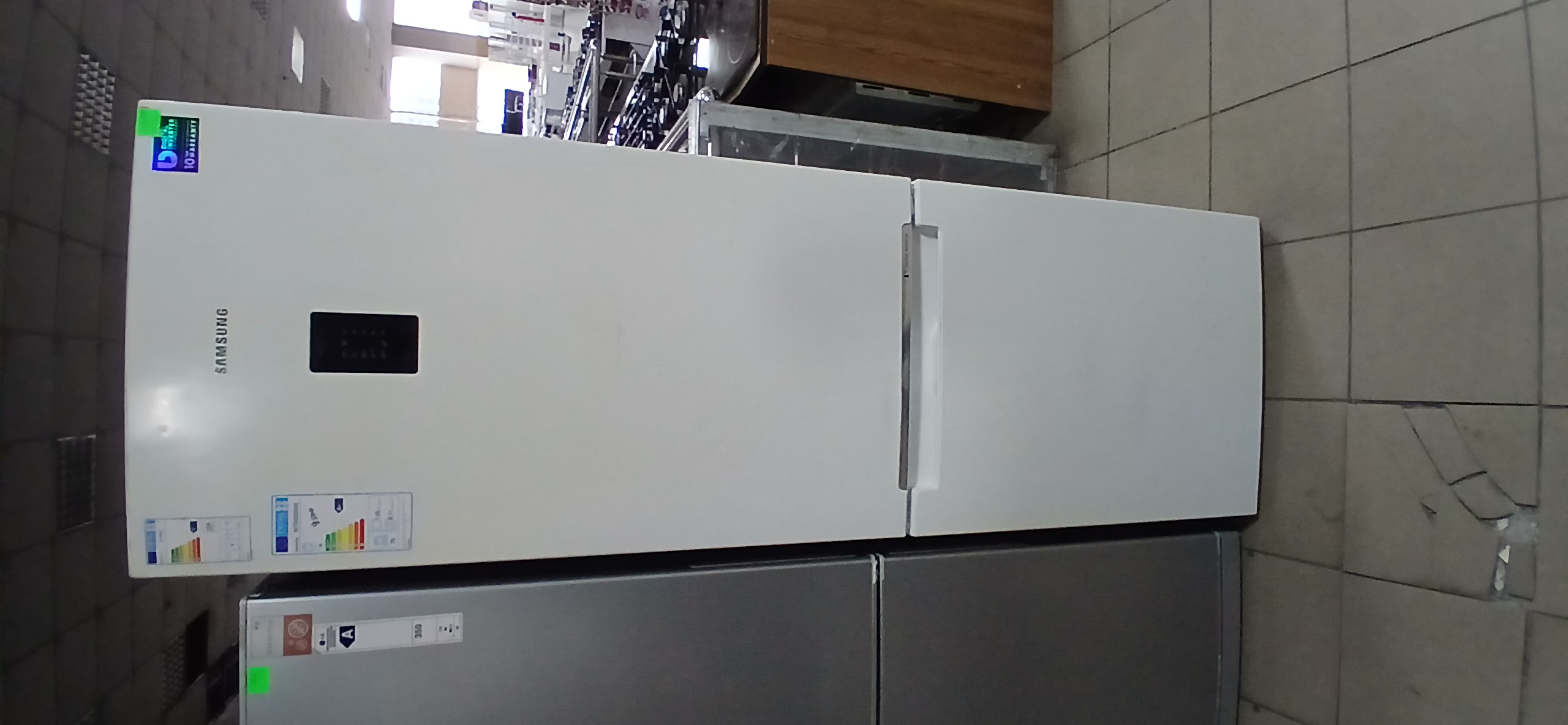 Холодильник Samsung RB33J3230WW