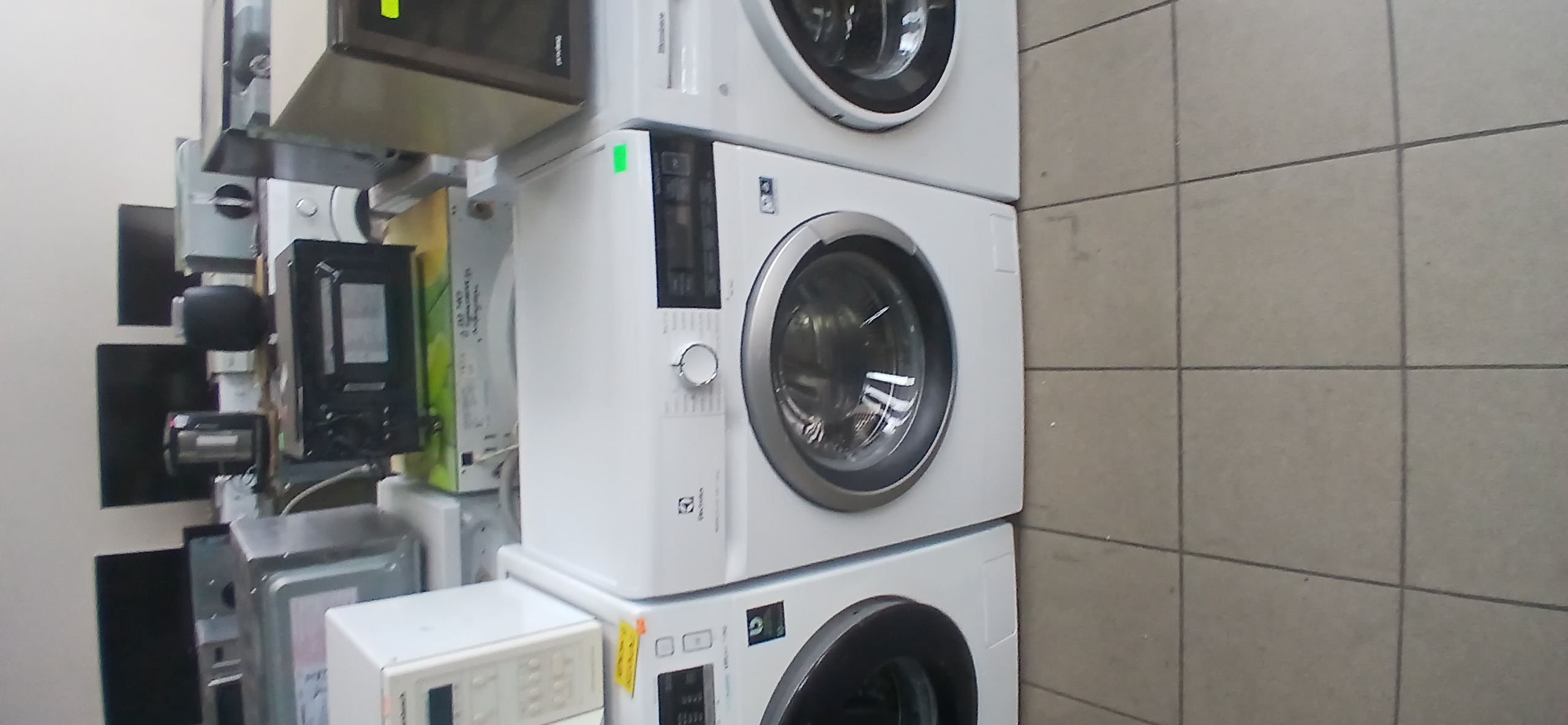 Пральна машина Electrolux NEWN6S306X