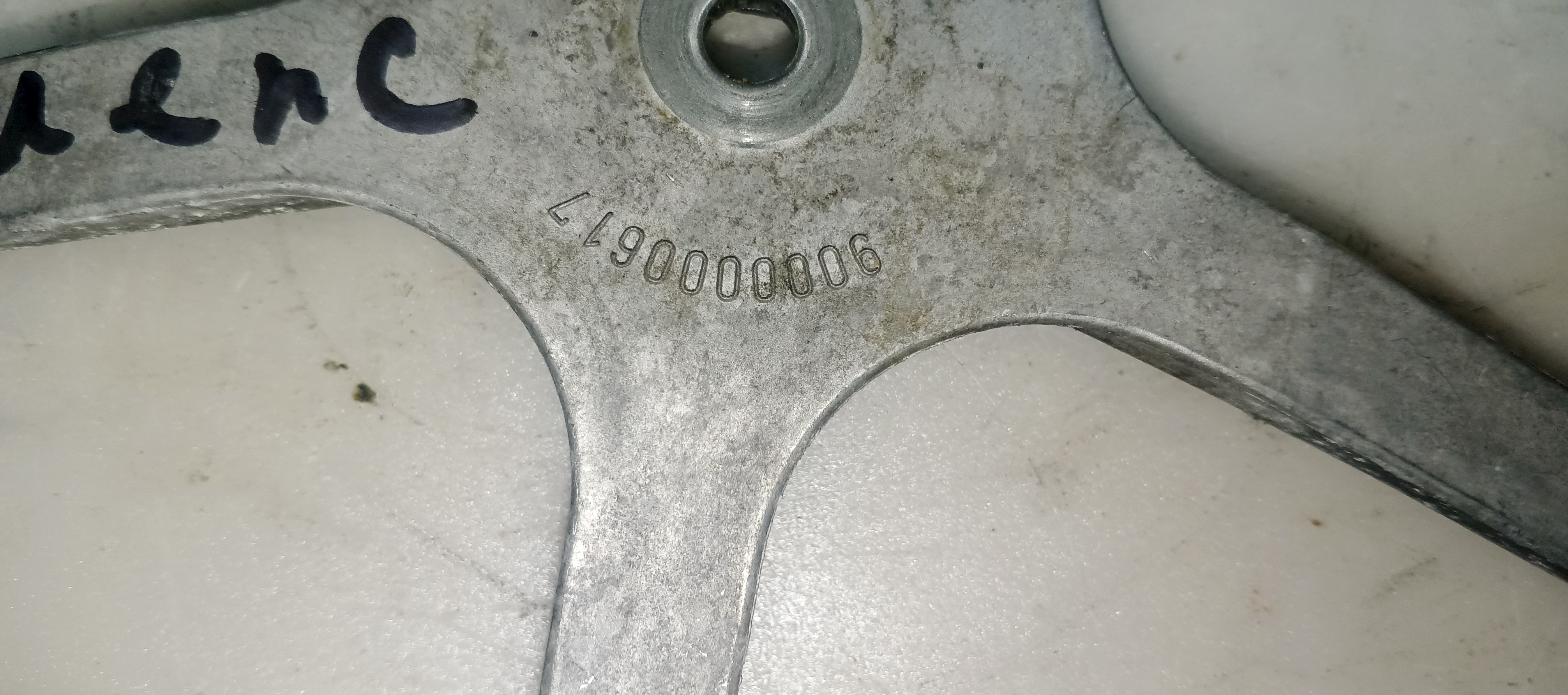 Б/у Шків для пральної машини Siemens 9000000617