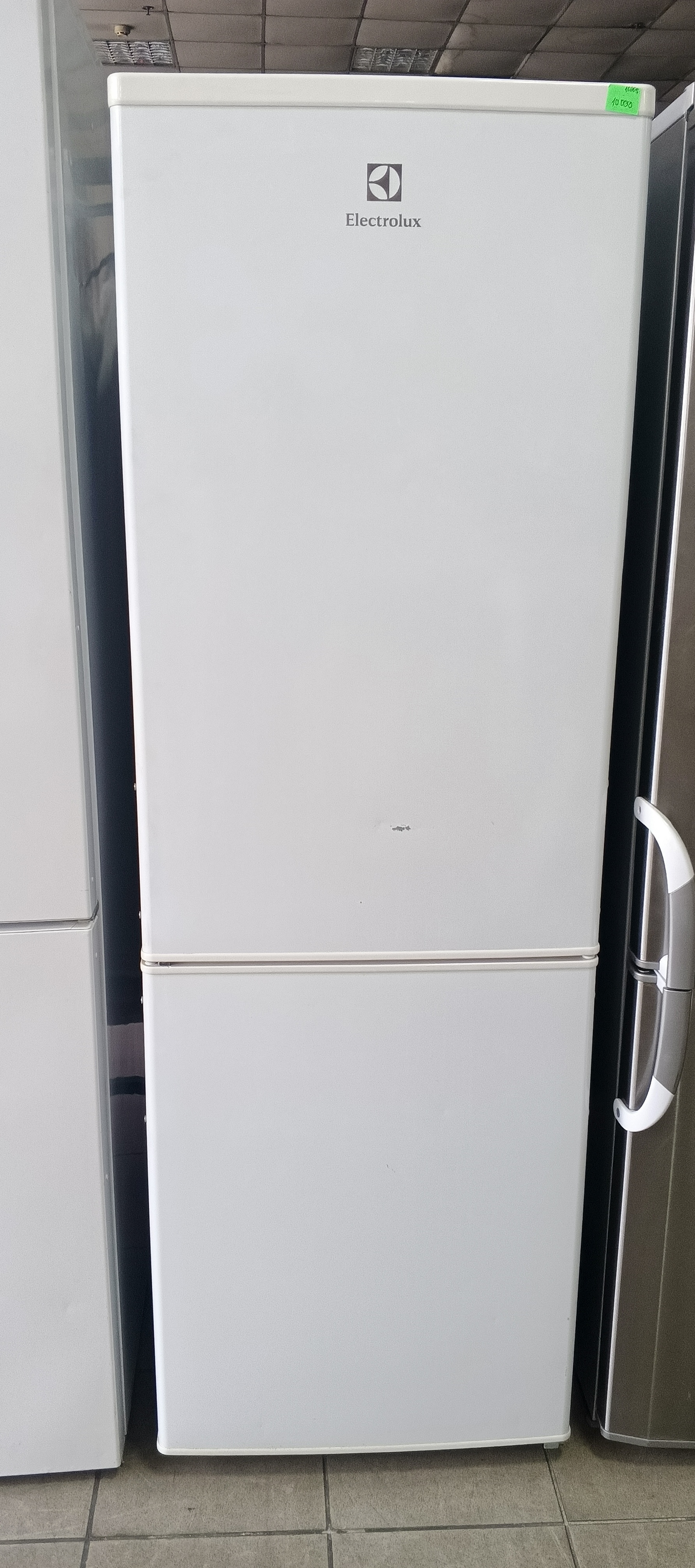 Холодильник Electrolux