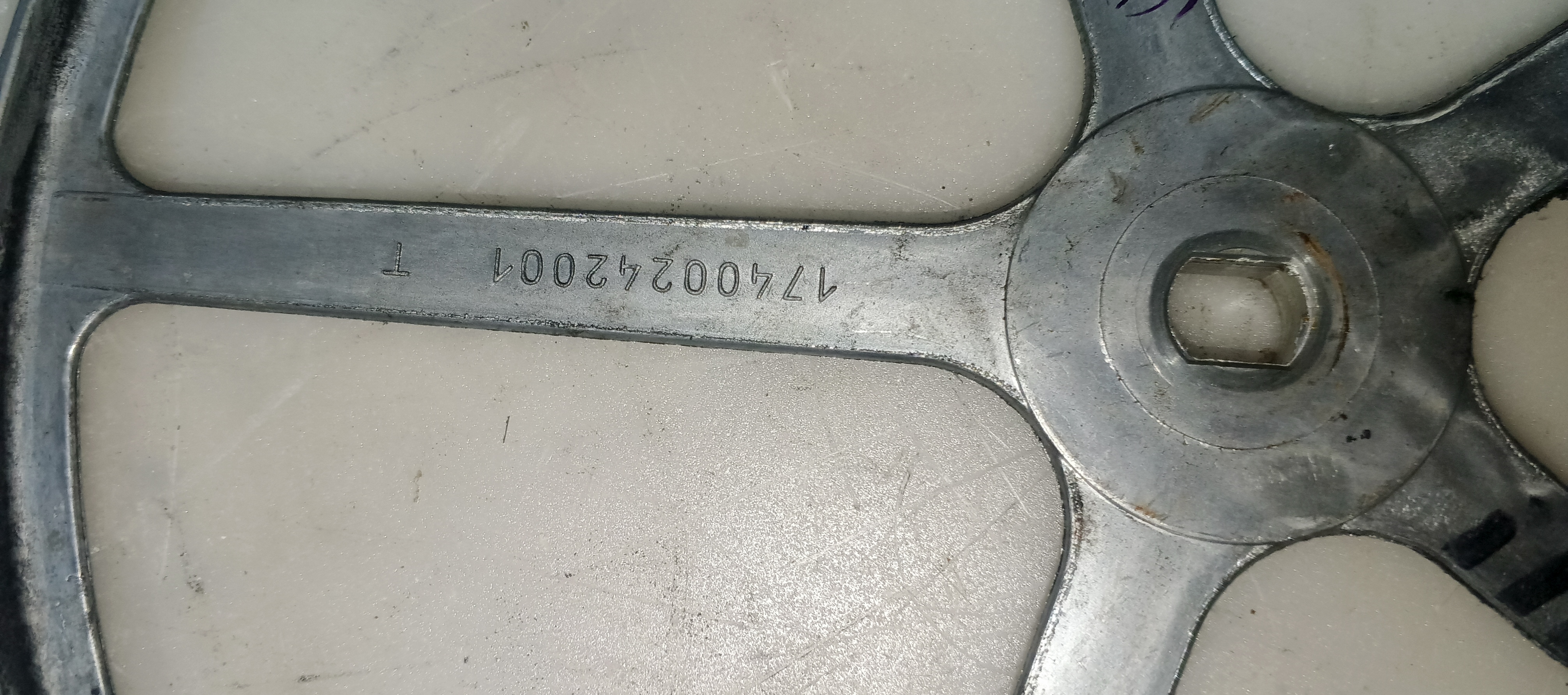 Б/у Шків для пральної машини Indesit 17400242001