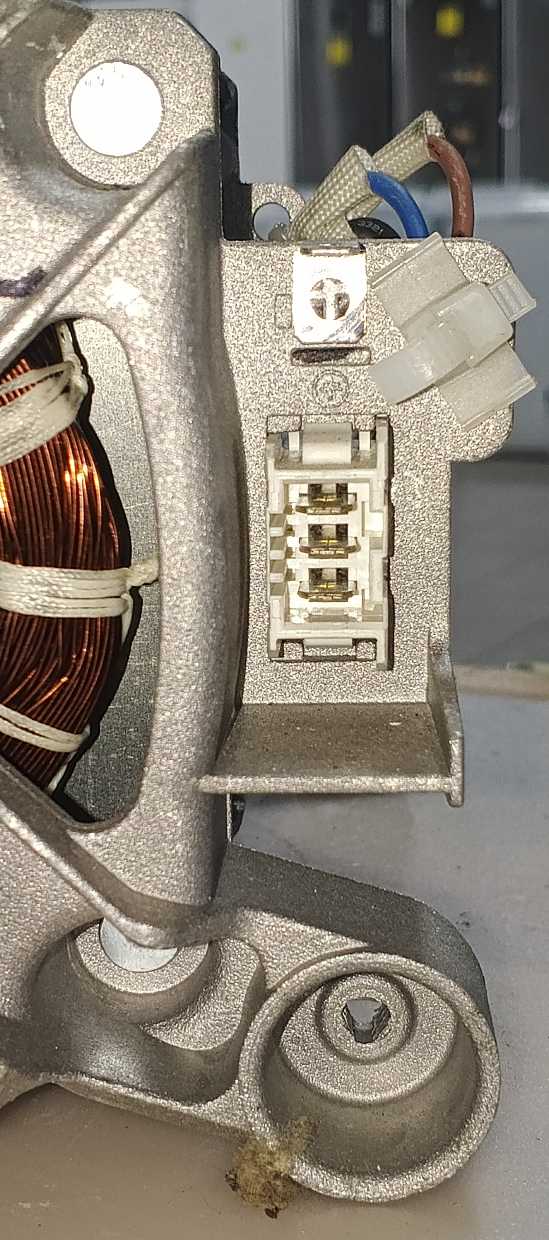 Б/у інверторний мотор для пральної машини electrolux 380w
