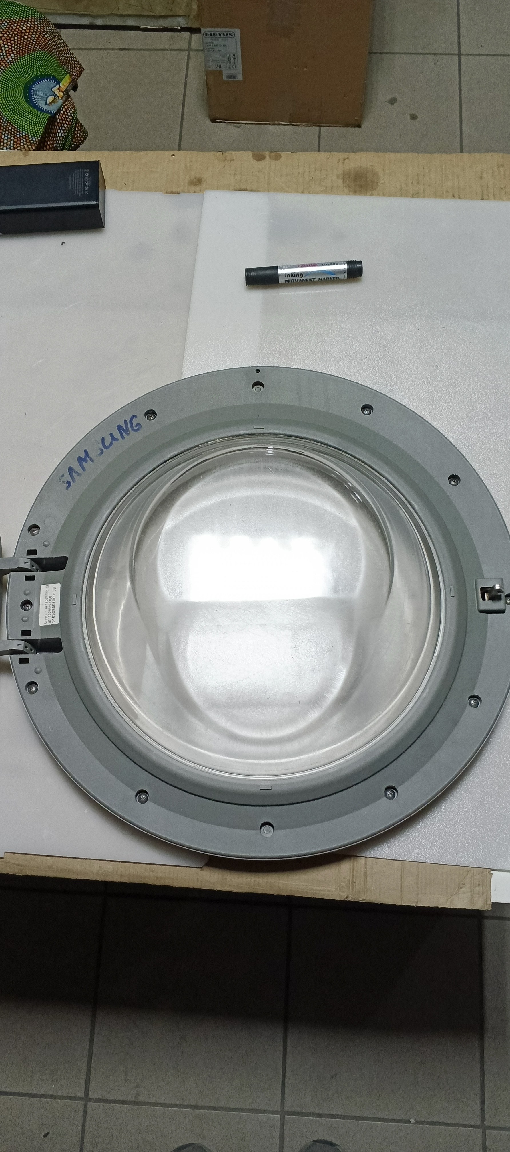Люк  Samsung WF1702WSW2/XEO