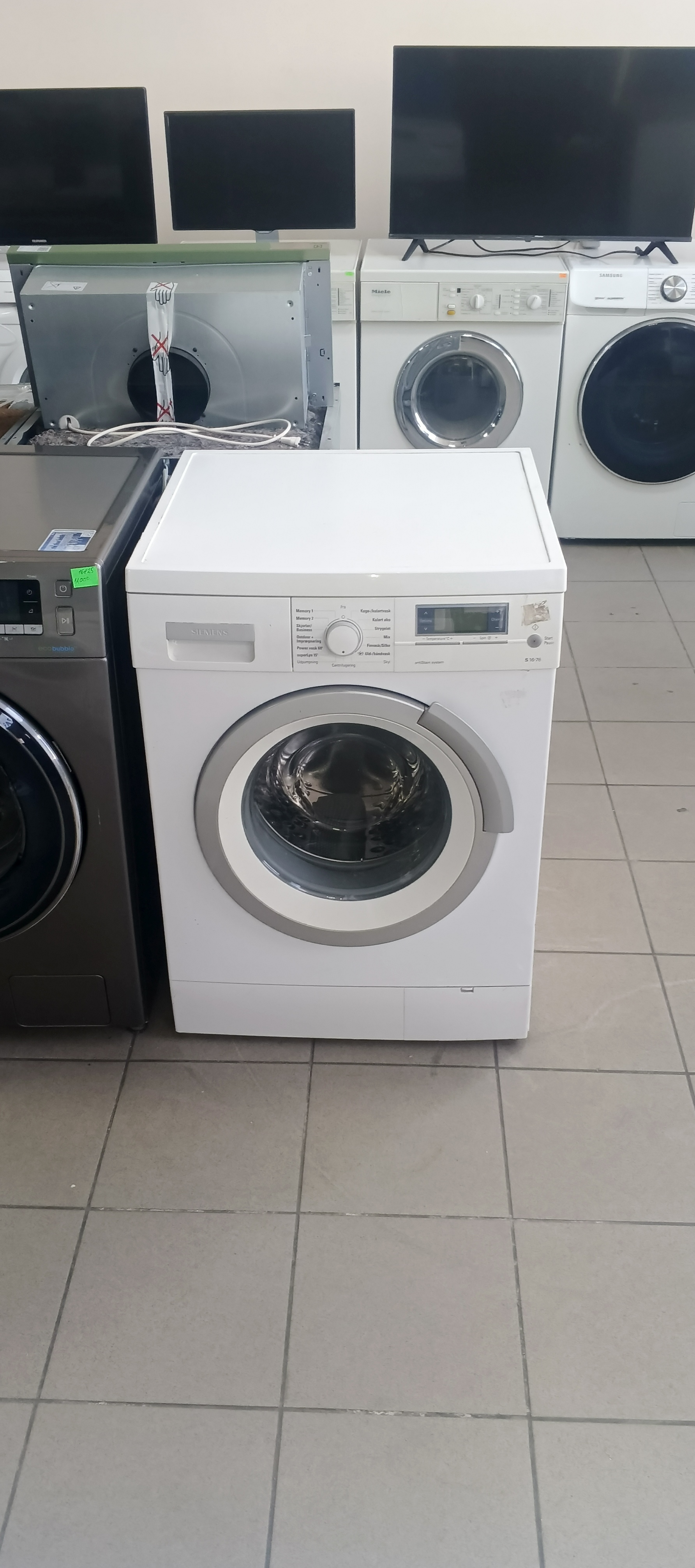 Пральна машина Siemens WM16S762DN