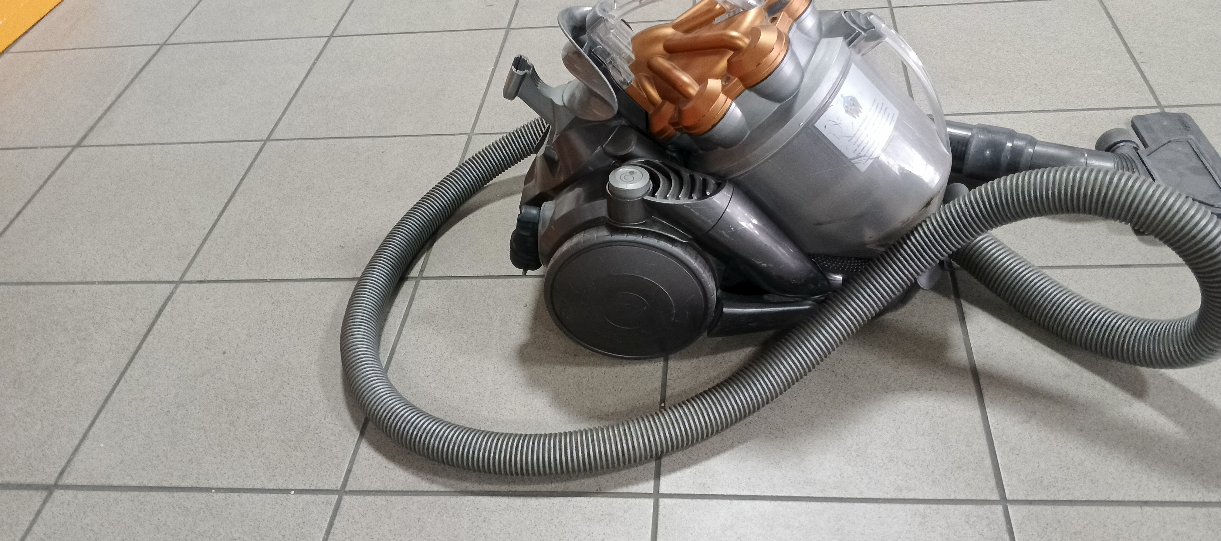Поротяг dyson 366-EU-A