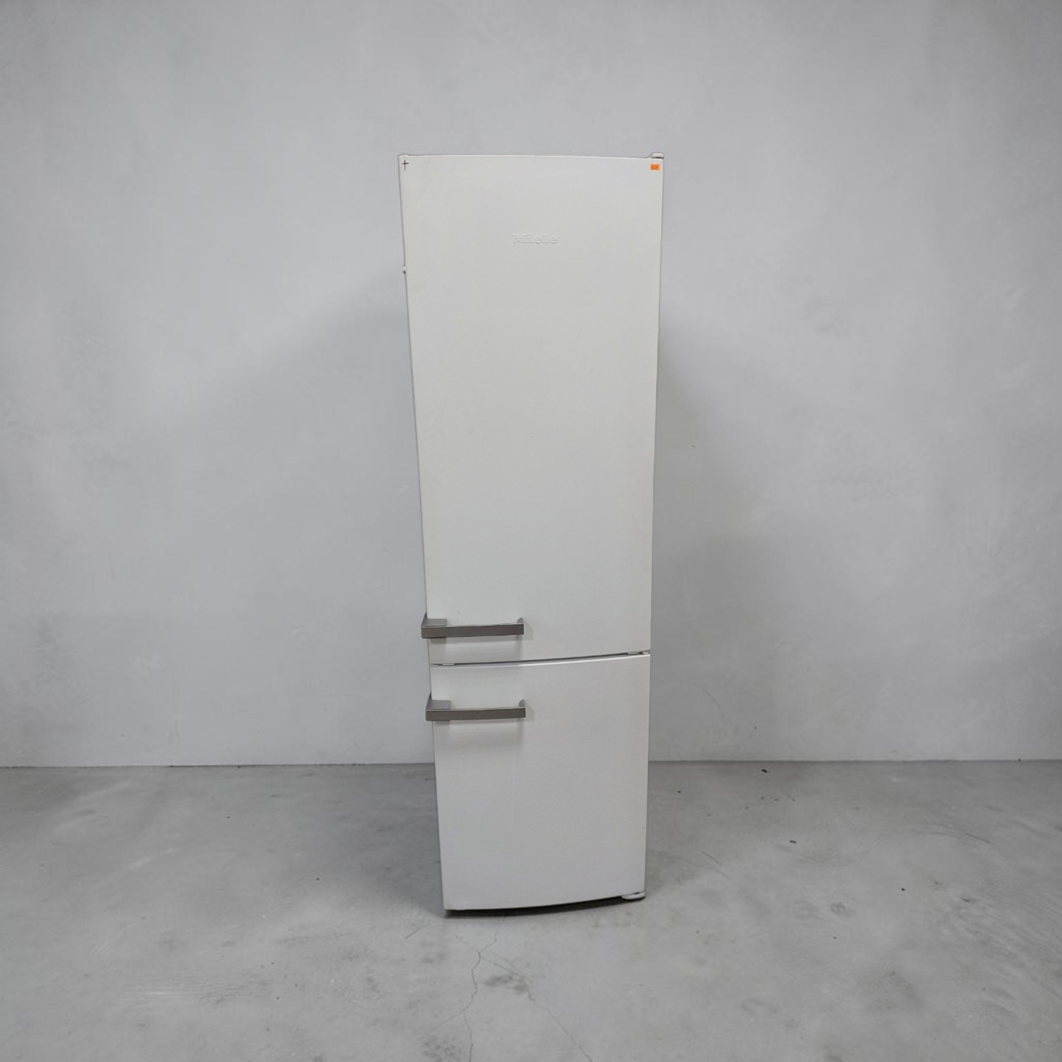 Холодильник Miele KFN14927SD