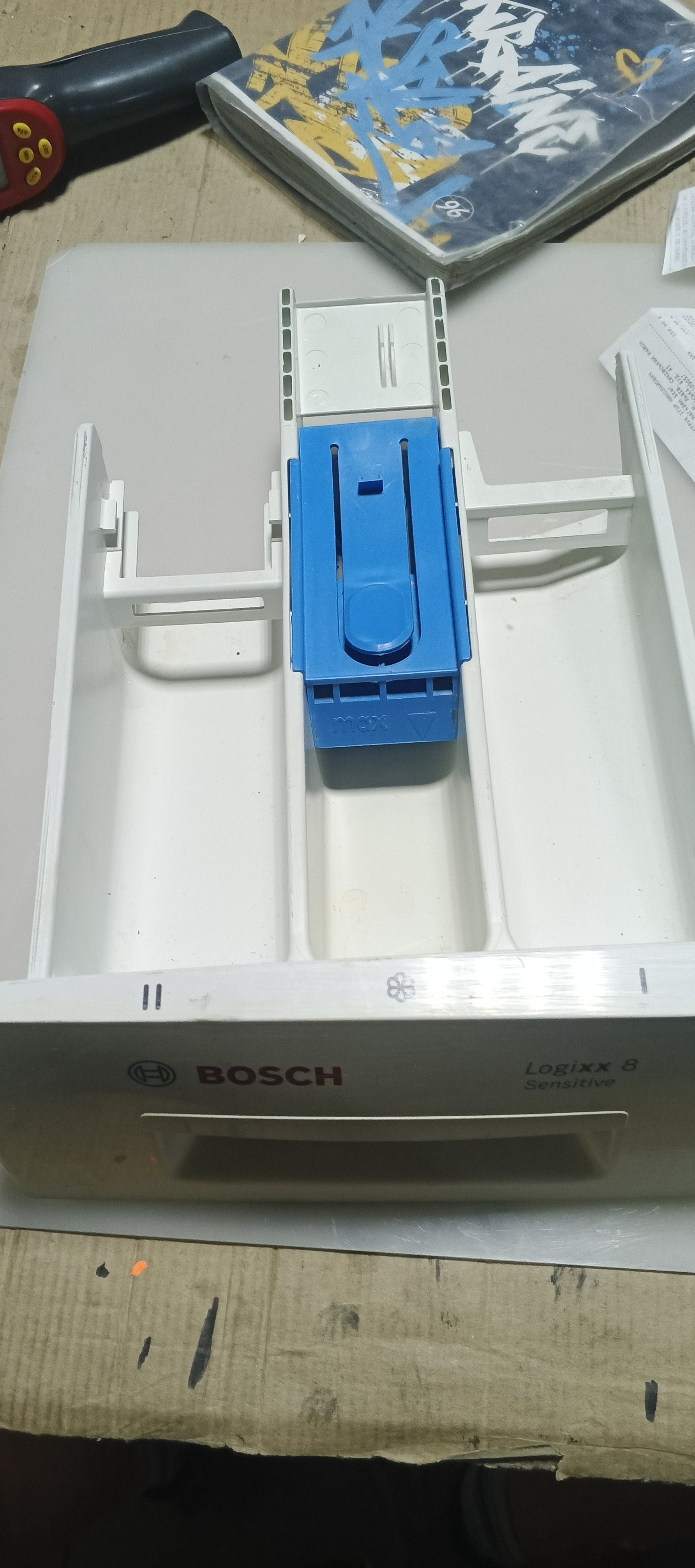 Б/у Лоток для пральної машини Bosch logixx8