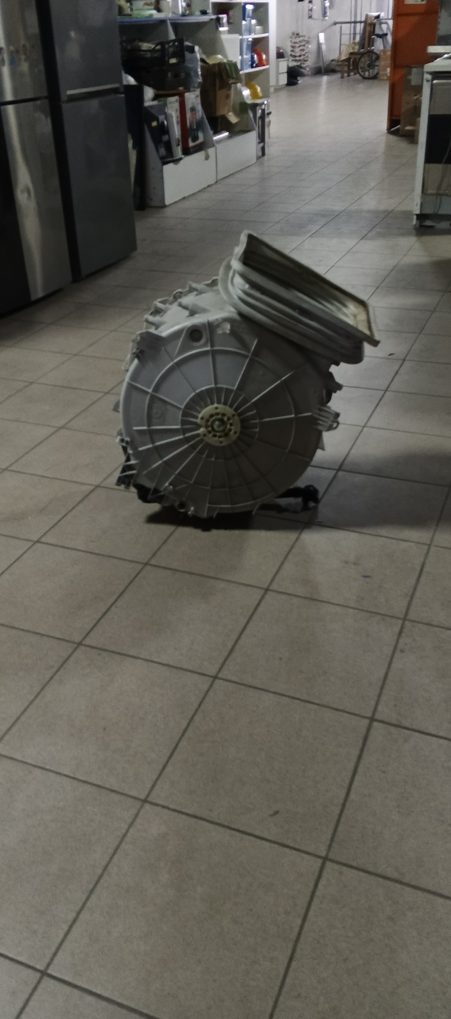Бак Whirlpool 461973090222 підшипники в нормі та хрестовина