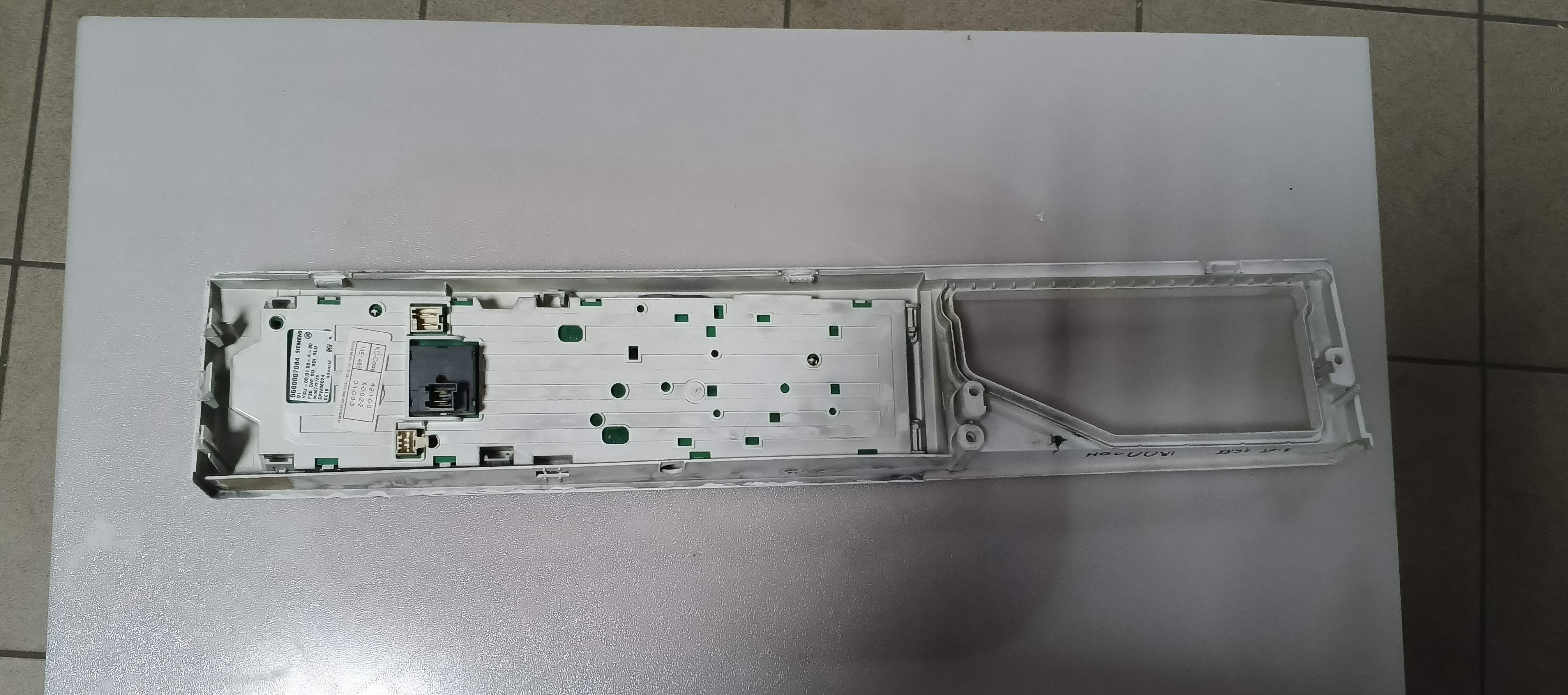 Б/У  Модуль управління(індикація) пральної машини Bosch 5560007084