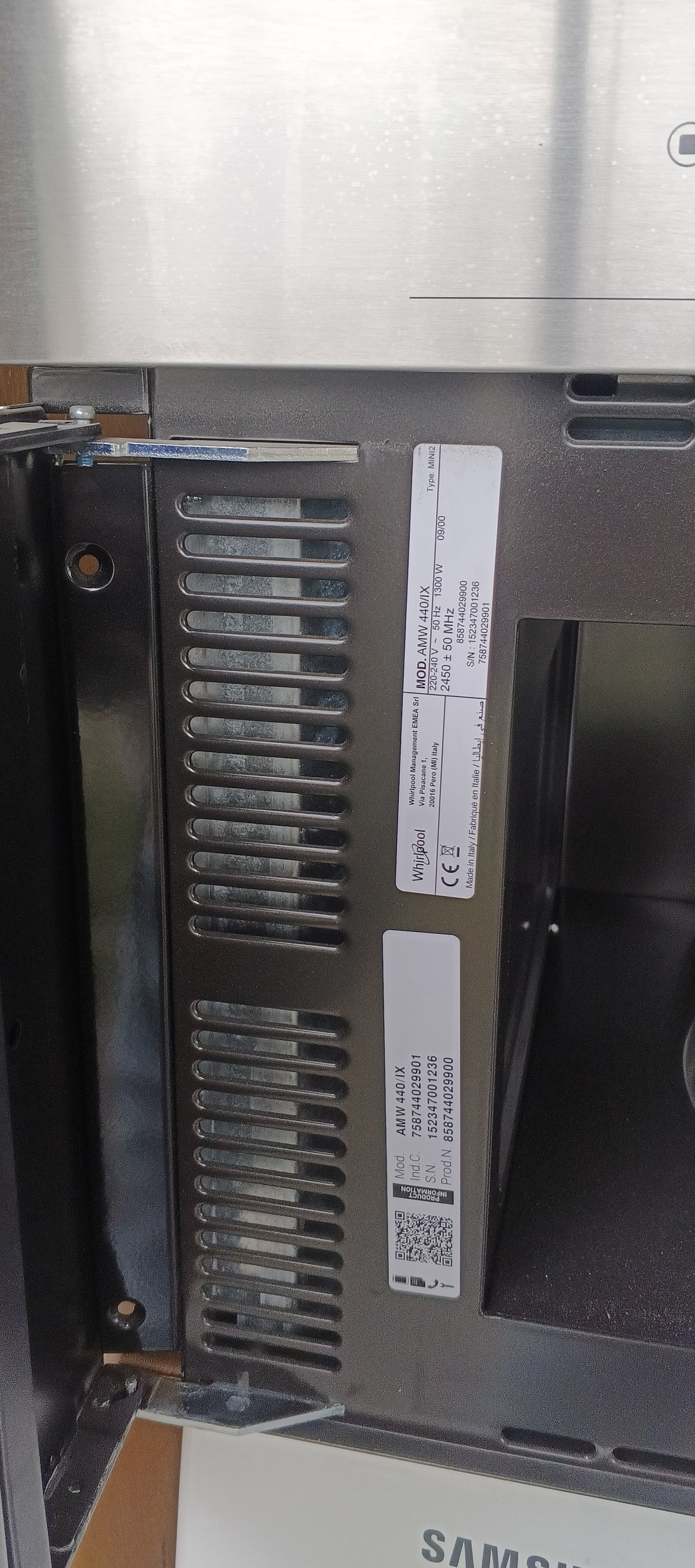 Вбудована мікрохвильова піч Whirlpool AMW 440/IX