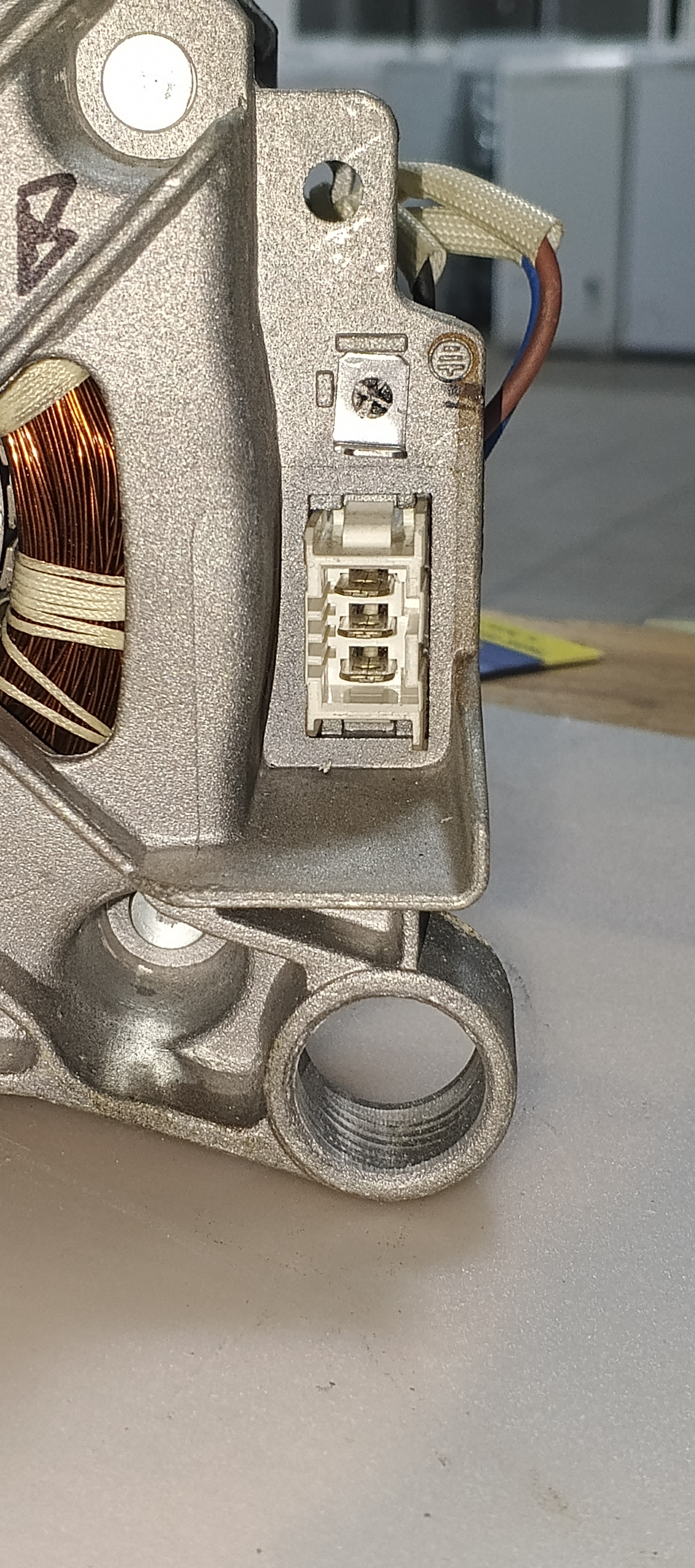 Б/У інвентор для пральної машини Electrolux 320w