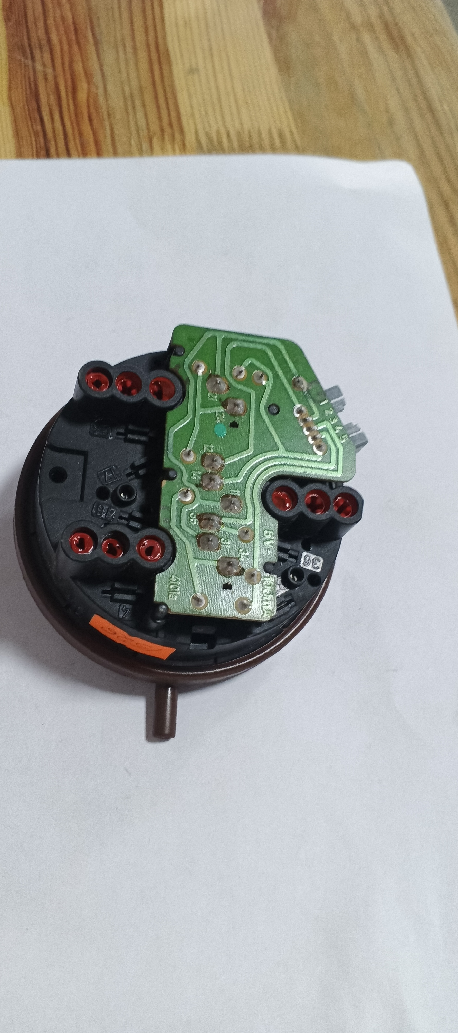 Б/у пресостат для пральної машини bosch A3-113 2940306
