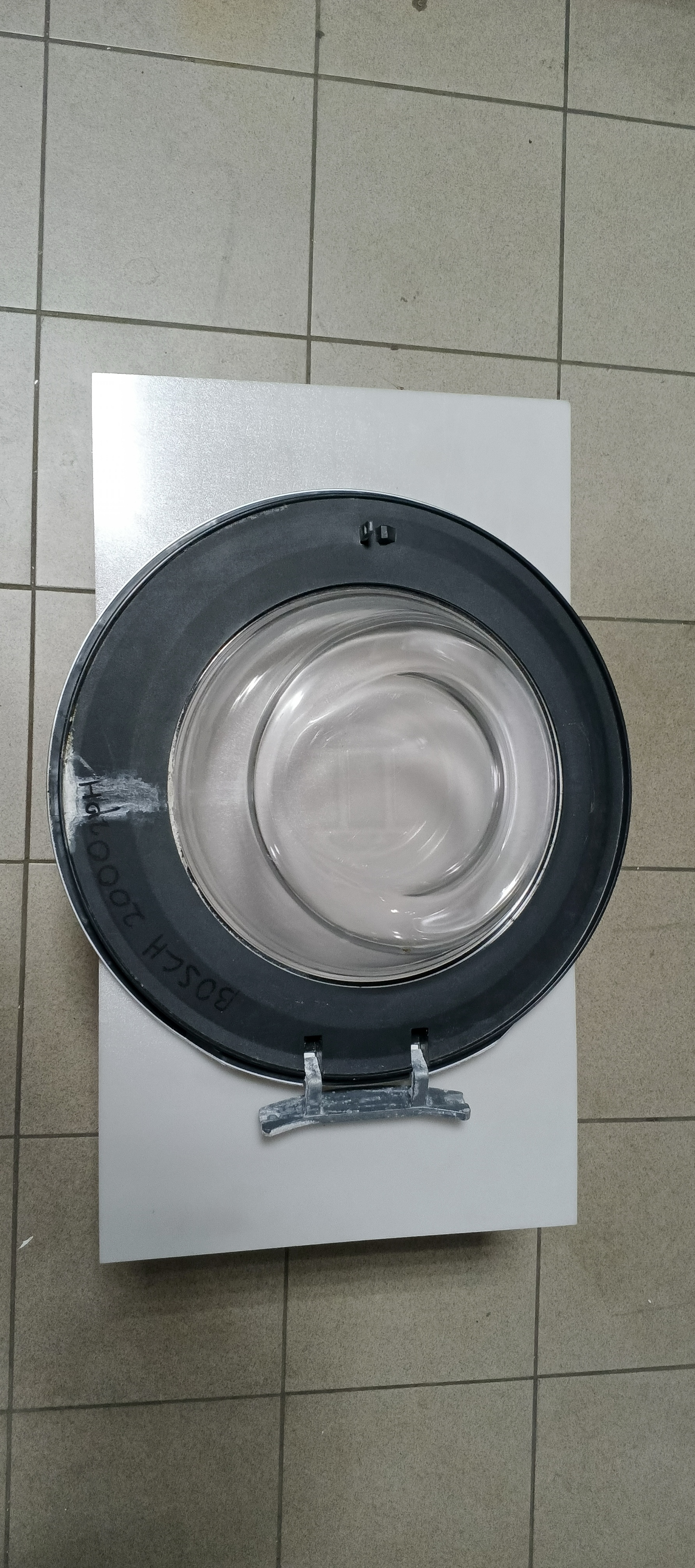Люк Bosch  Serie 8