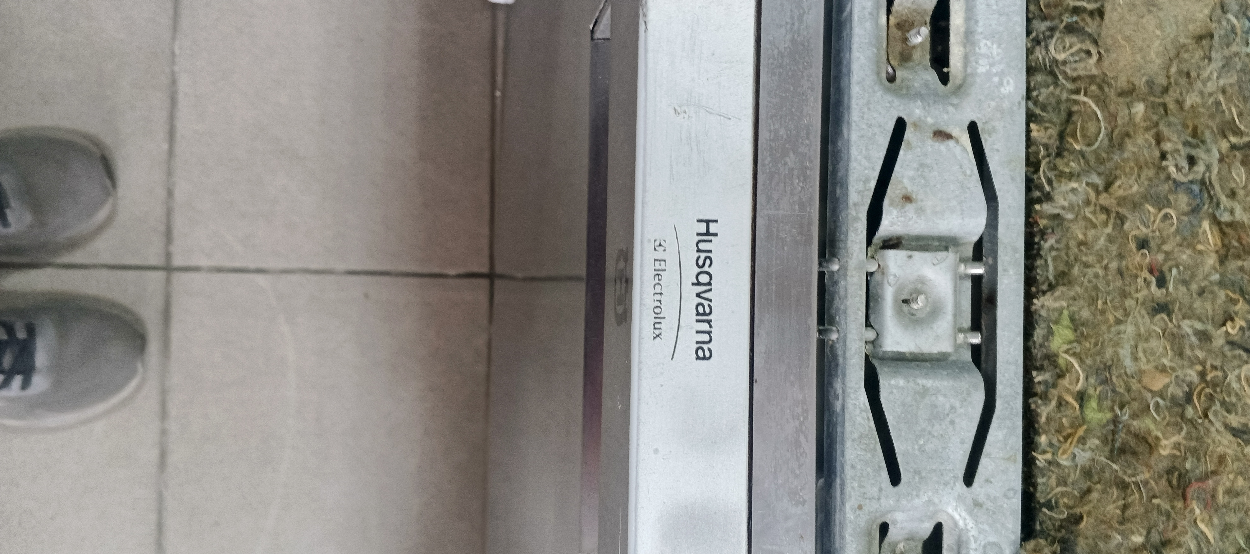 посудомийна машина Husqvarna