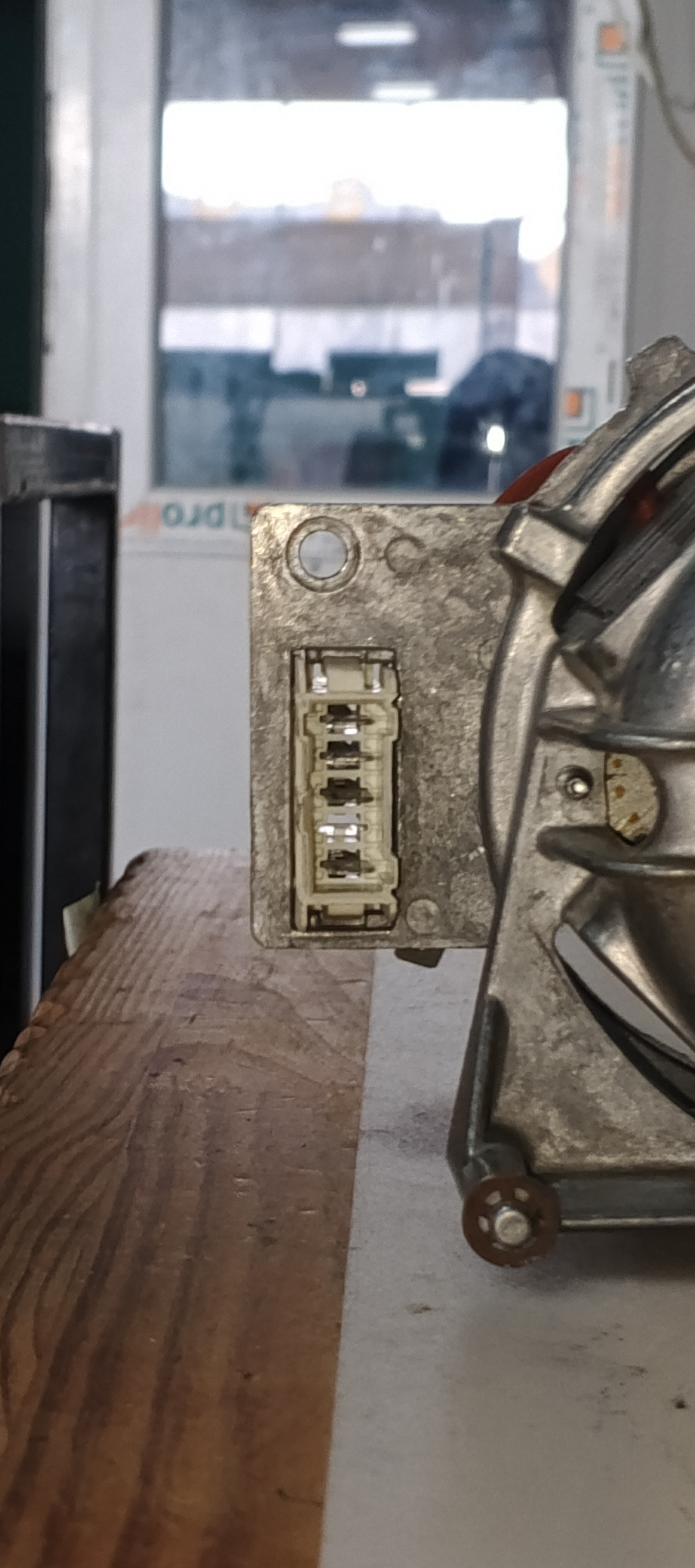 Б/у мотор для пральної машини electrolux з сушкою 250w