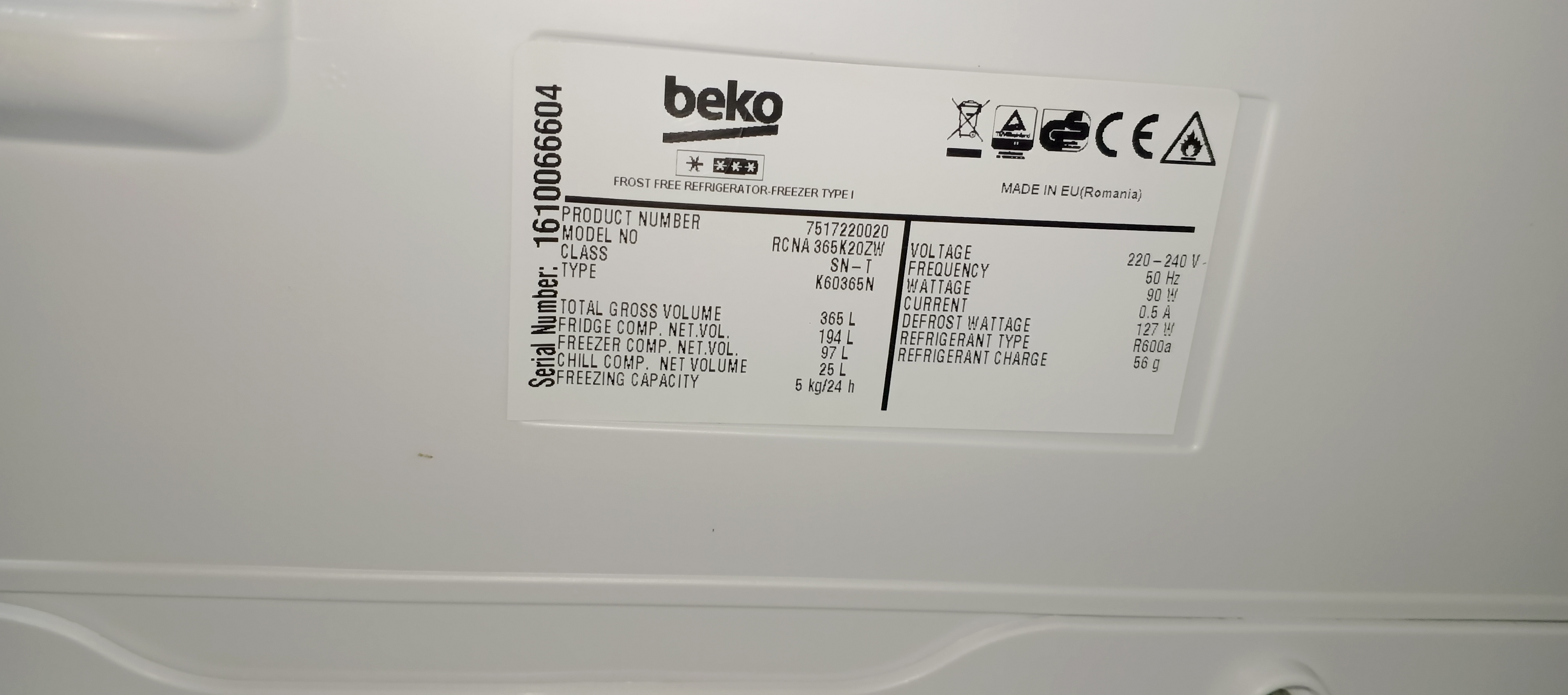 Холодильник Beko RCNA 365K20ZW