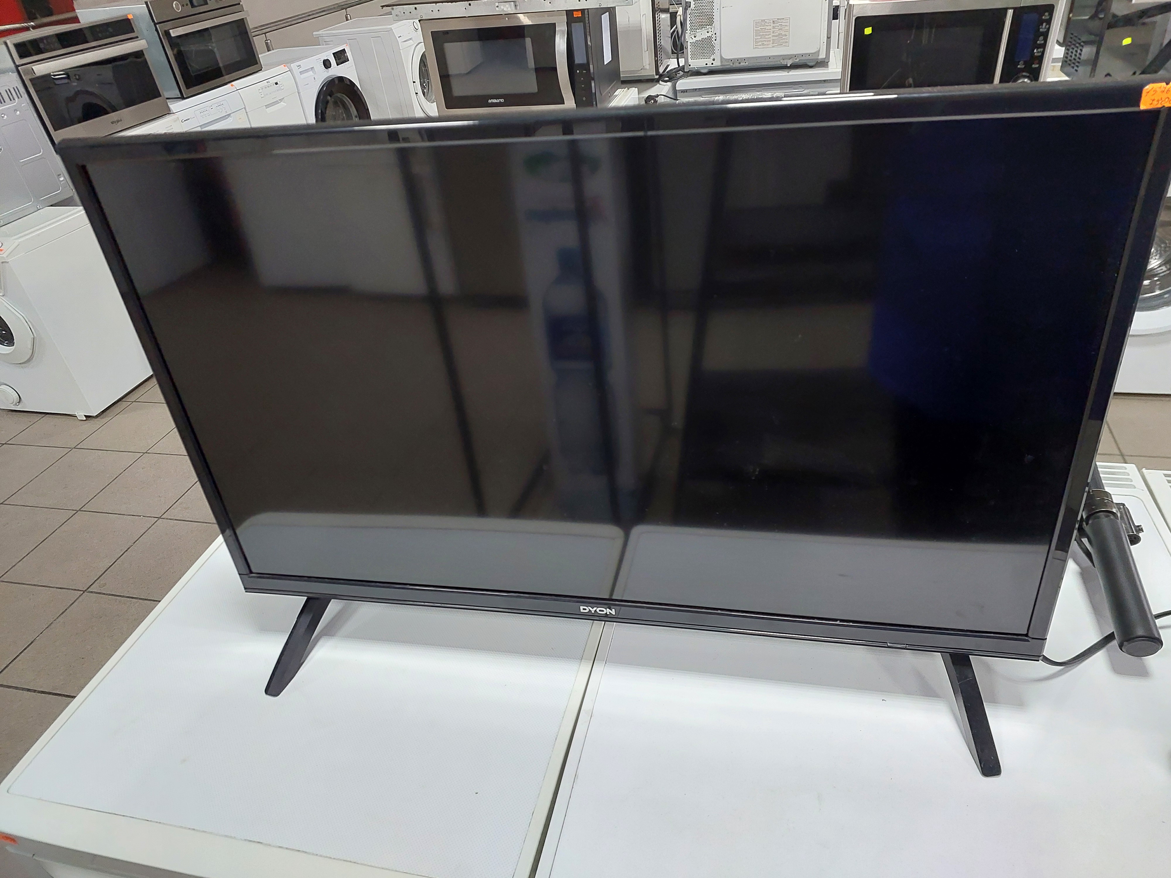 Телевізор Dyon Smart 32 Pro — Dyon, б/у, Львів