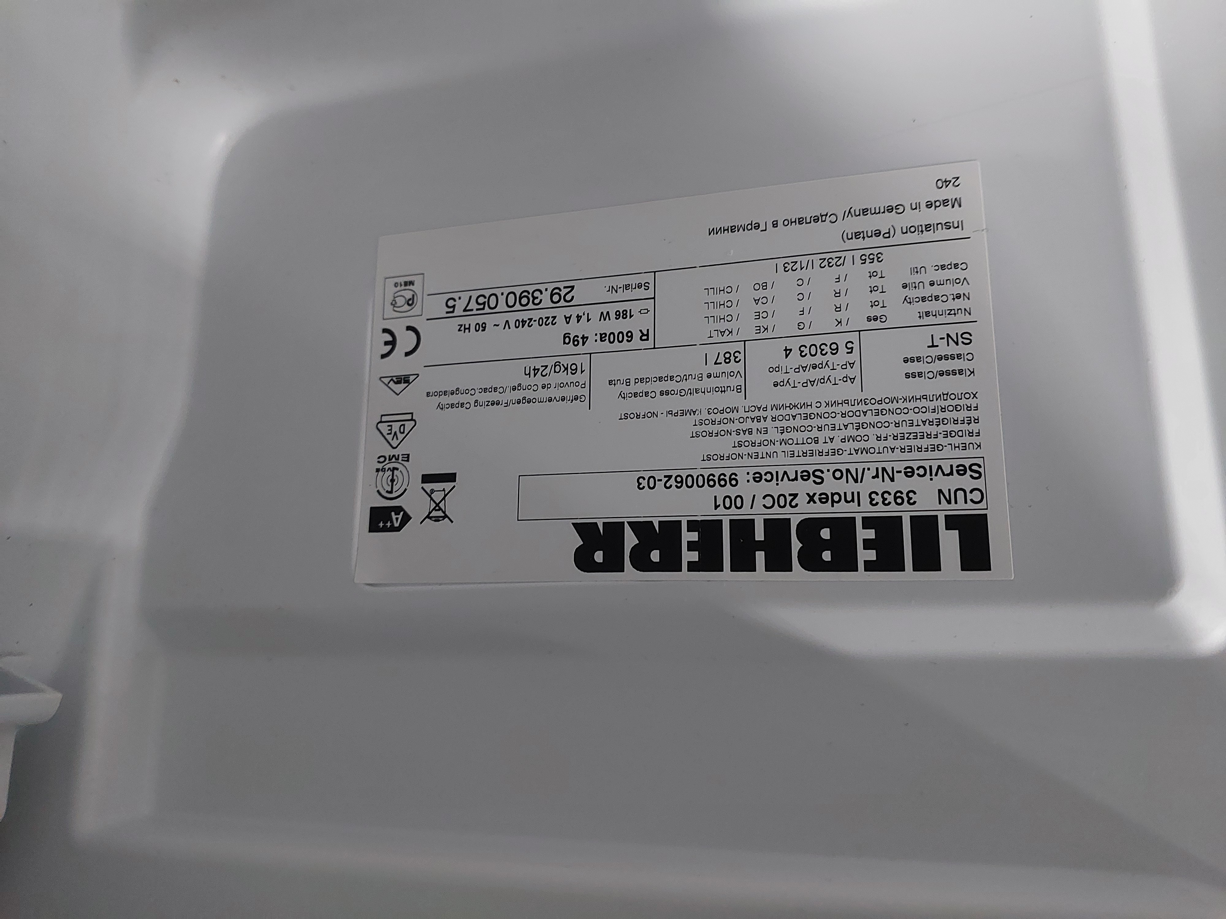 Холодильник Liebherr CUN 3933 — Liebherr, б/у, Львів