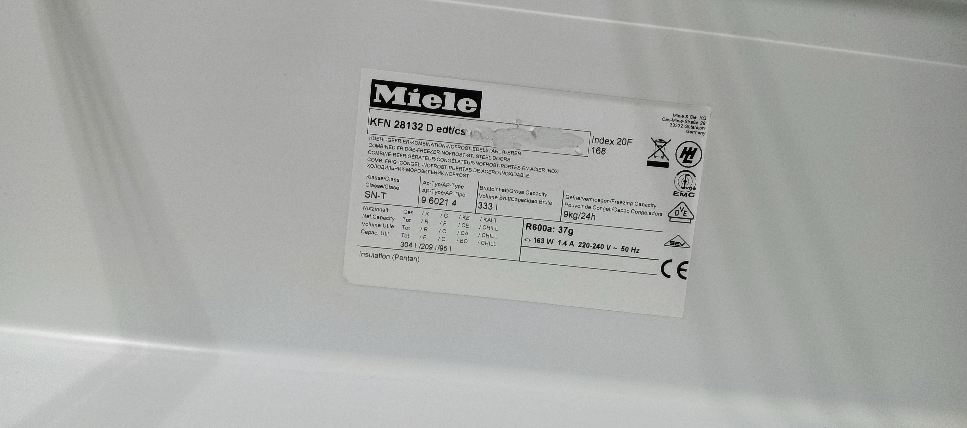 Холодильник Miele KFN 28132D edit/cs
