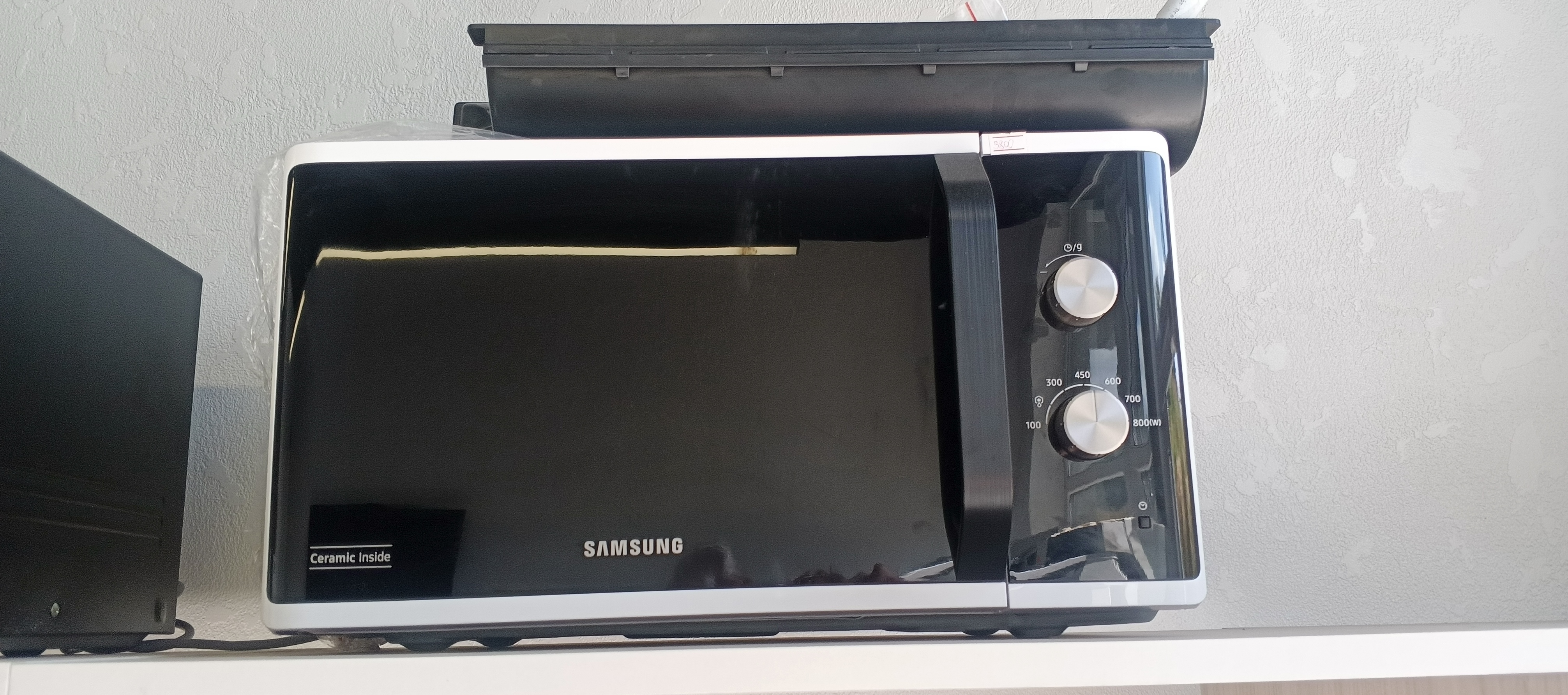Мікрохвильова піч Samsung MS23K3614