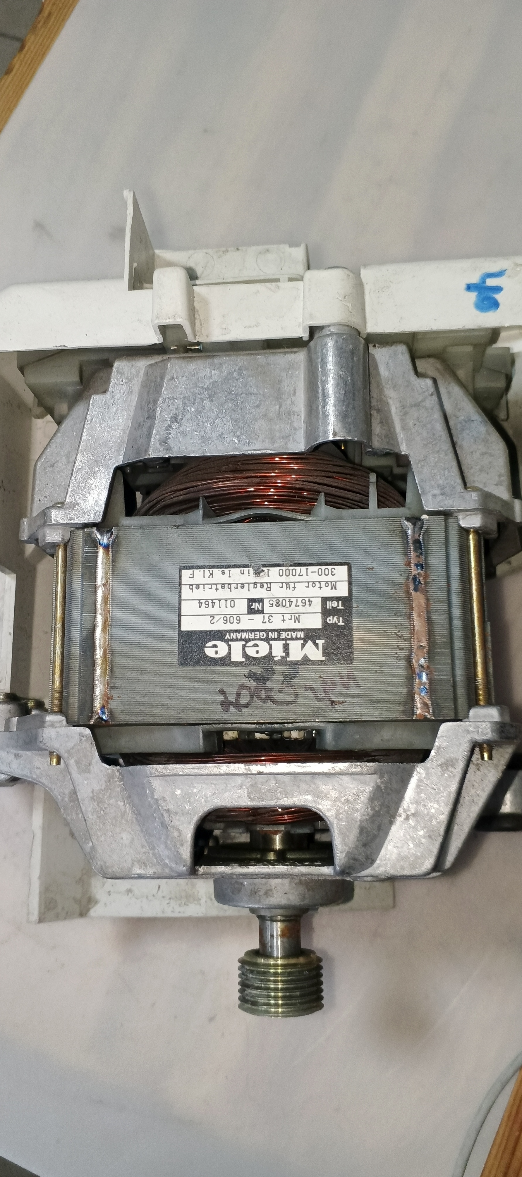Б/у електромотор для пральної машини miele 450w