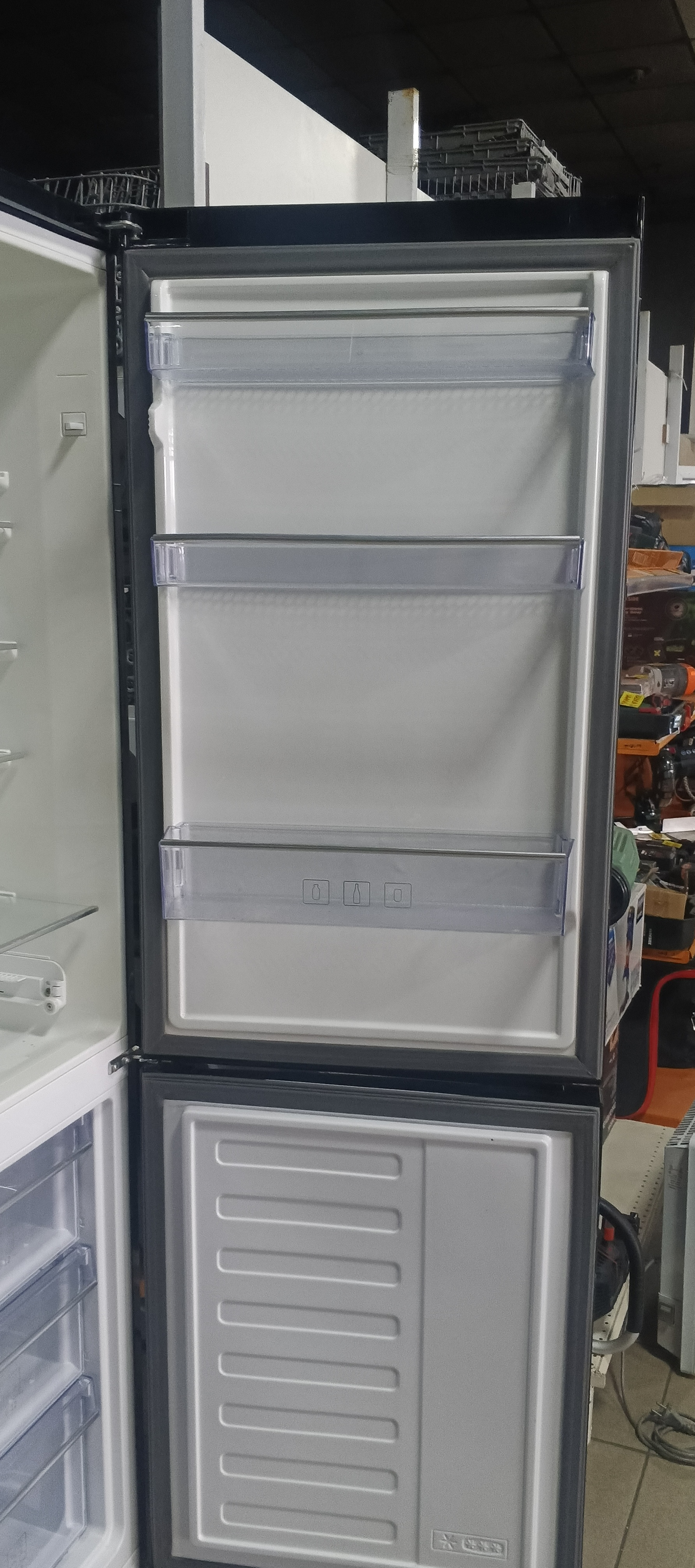 Холодильник beko