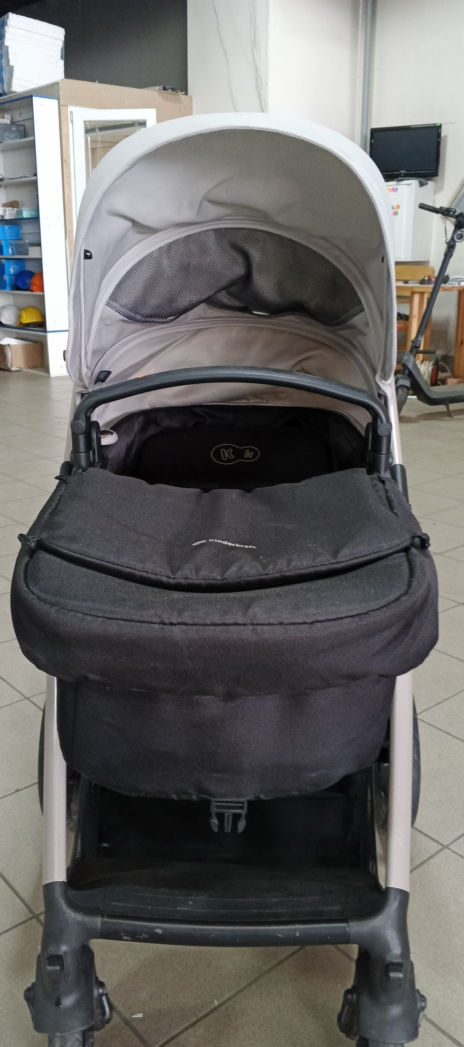 Дитяча коляска Kinderkraft Moov 2