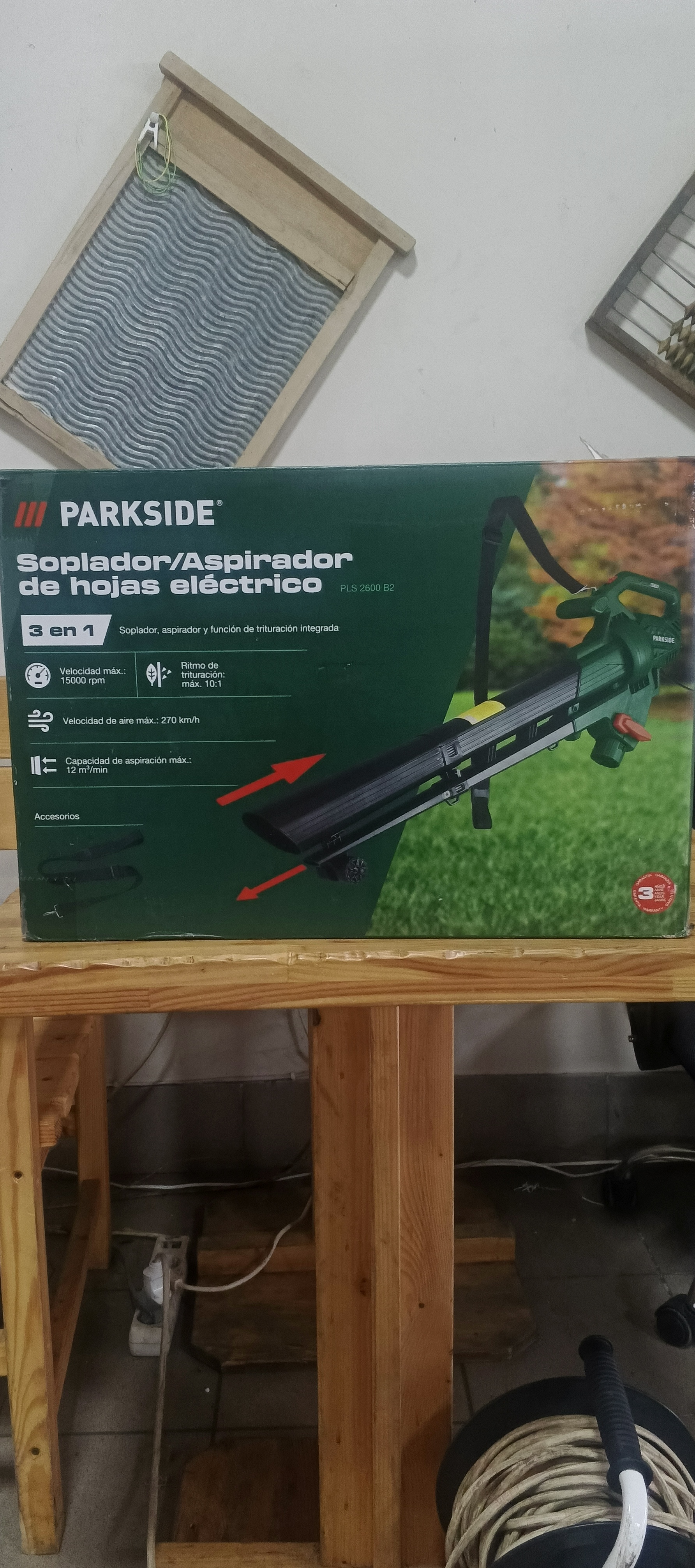 пилосос-повітродувку німецького бренду Parkside