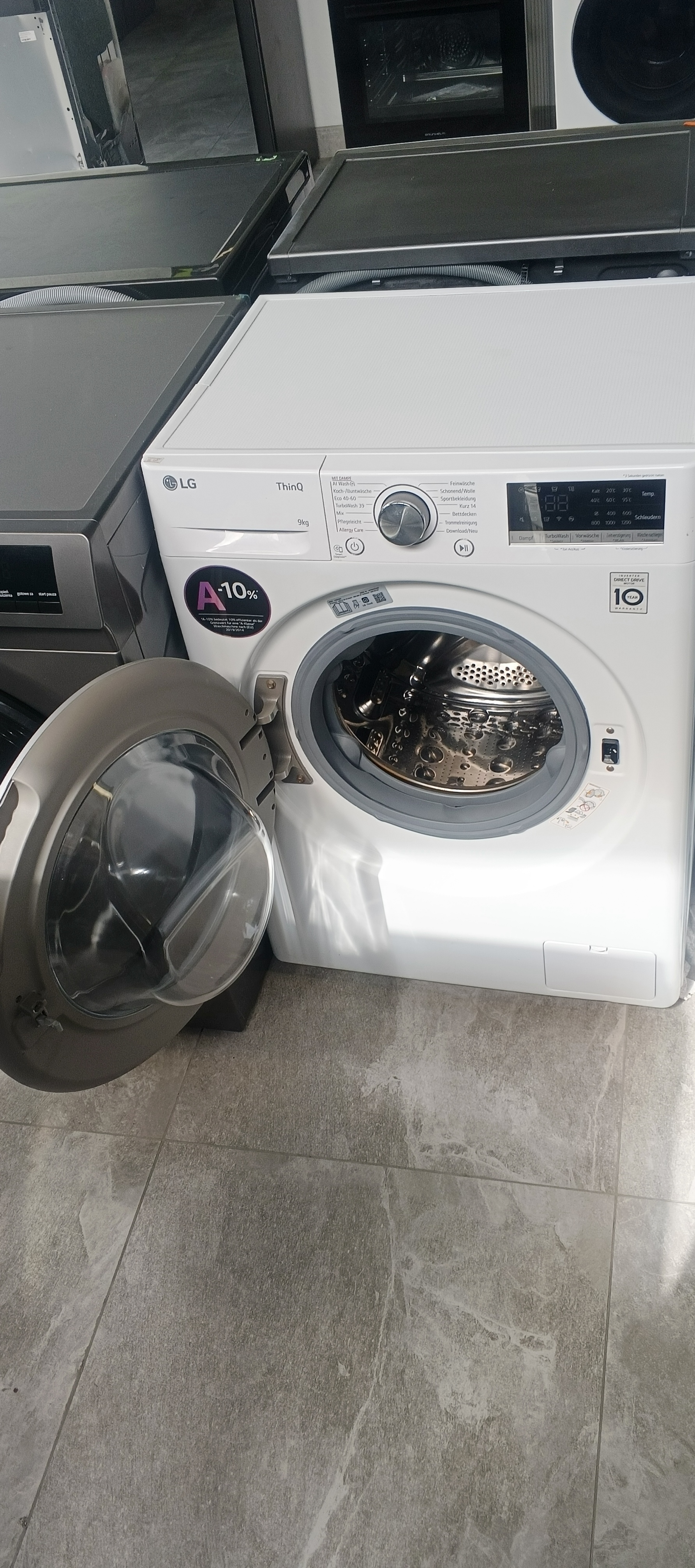 Пральна машина LG  F2WR7091