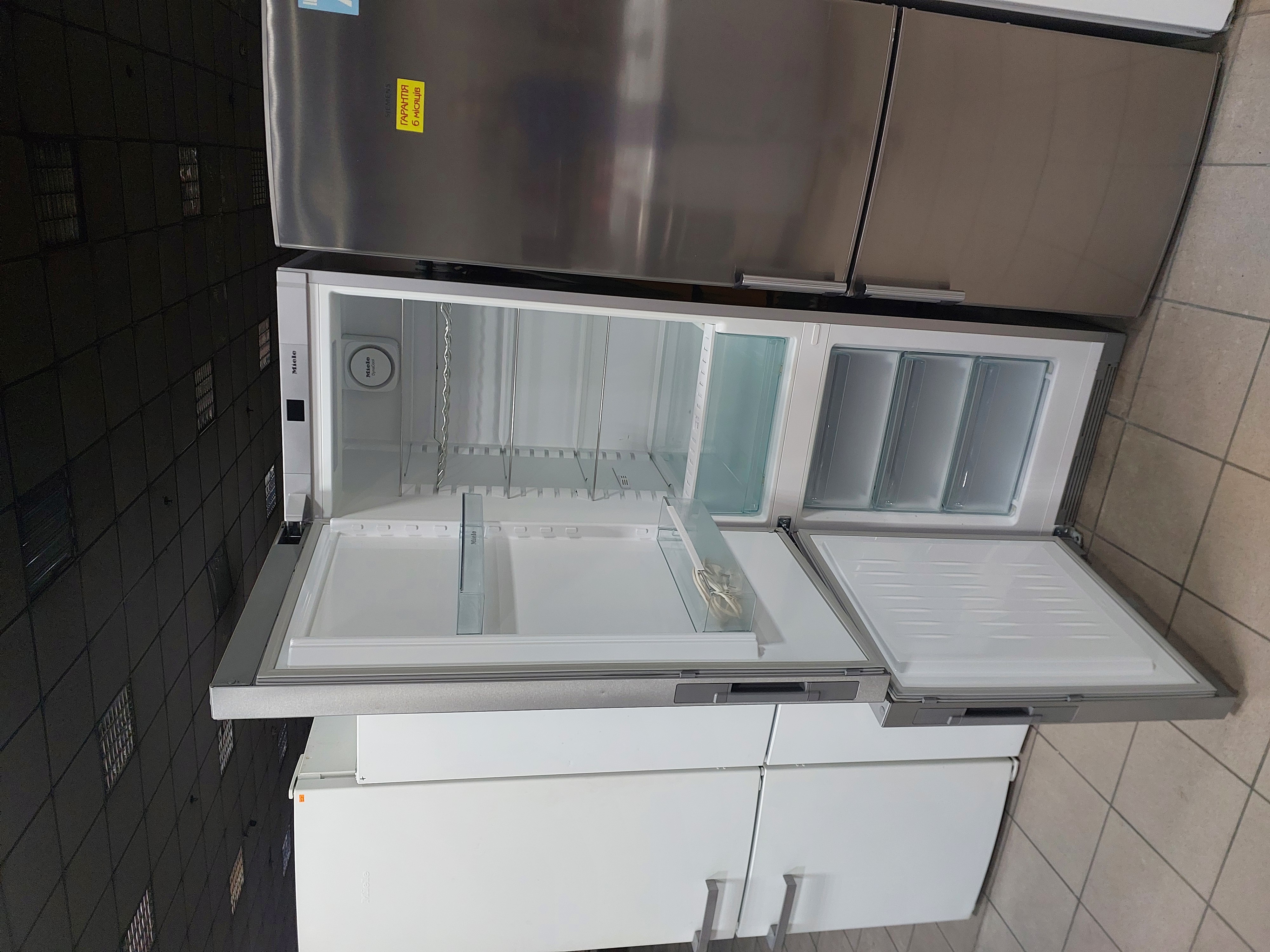 Холодильник Miele KFN 29233 — Miele, б/у, Львів