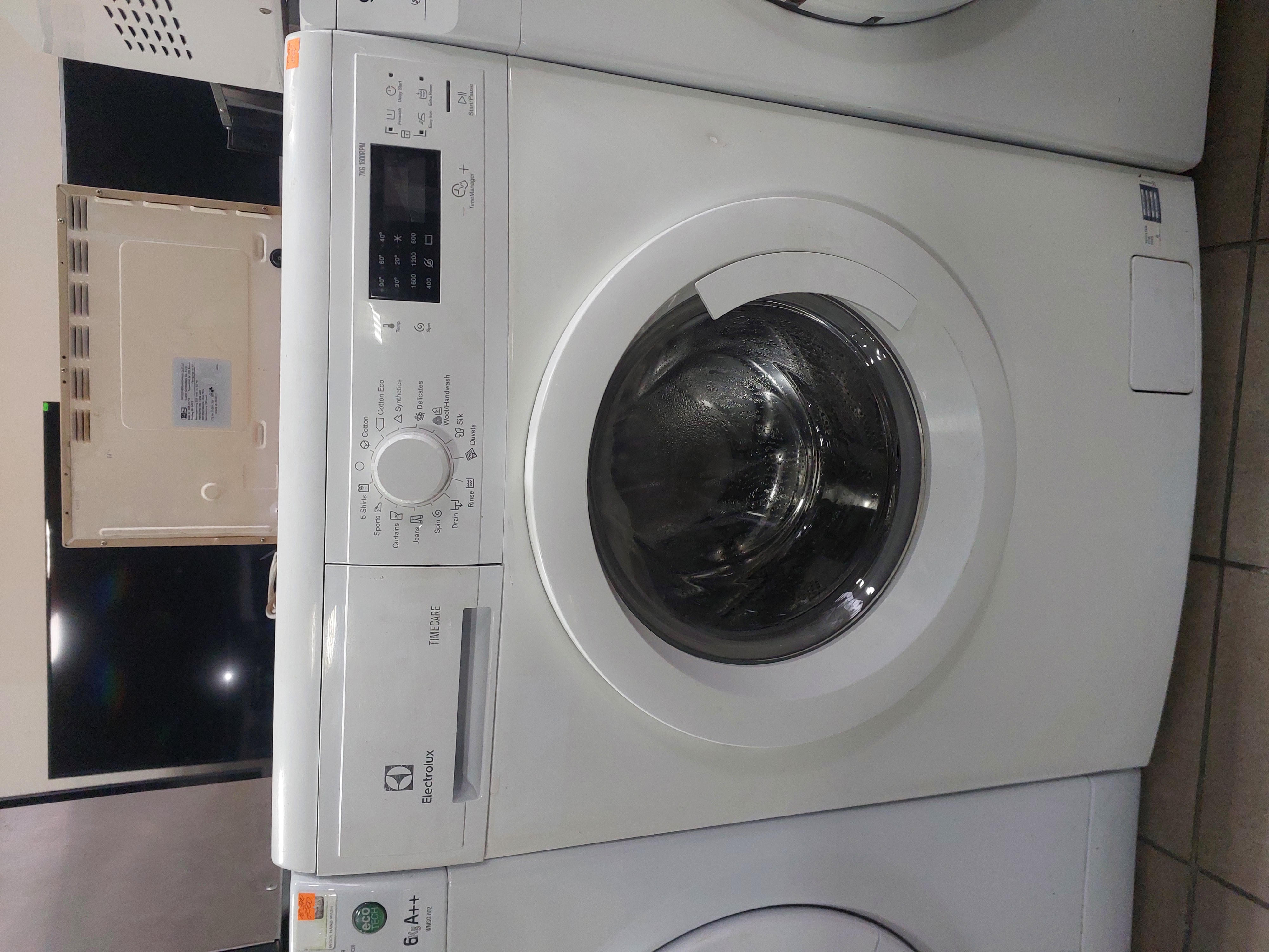 Пральна машина Electrolux Washer 255 — Electrolux, б/у, Львів