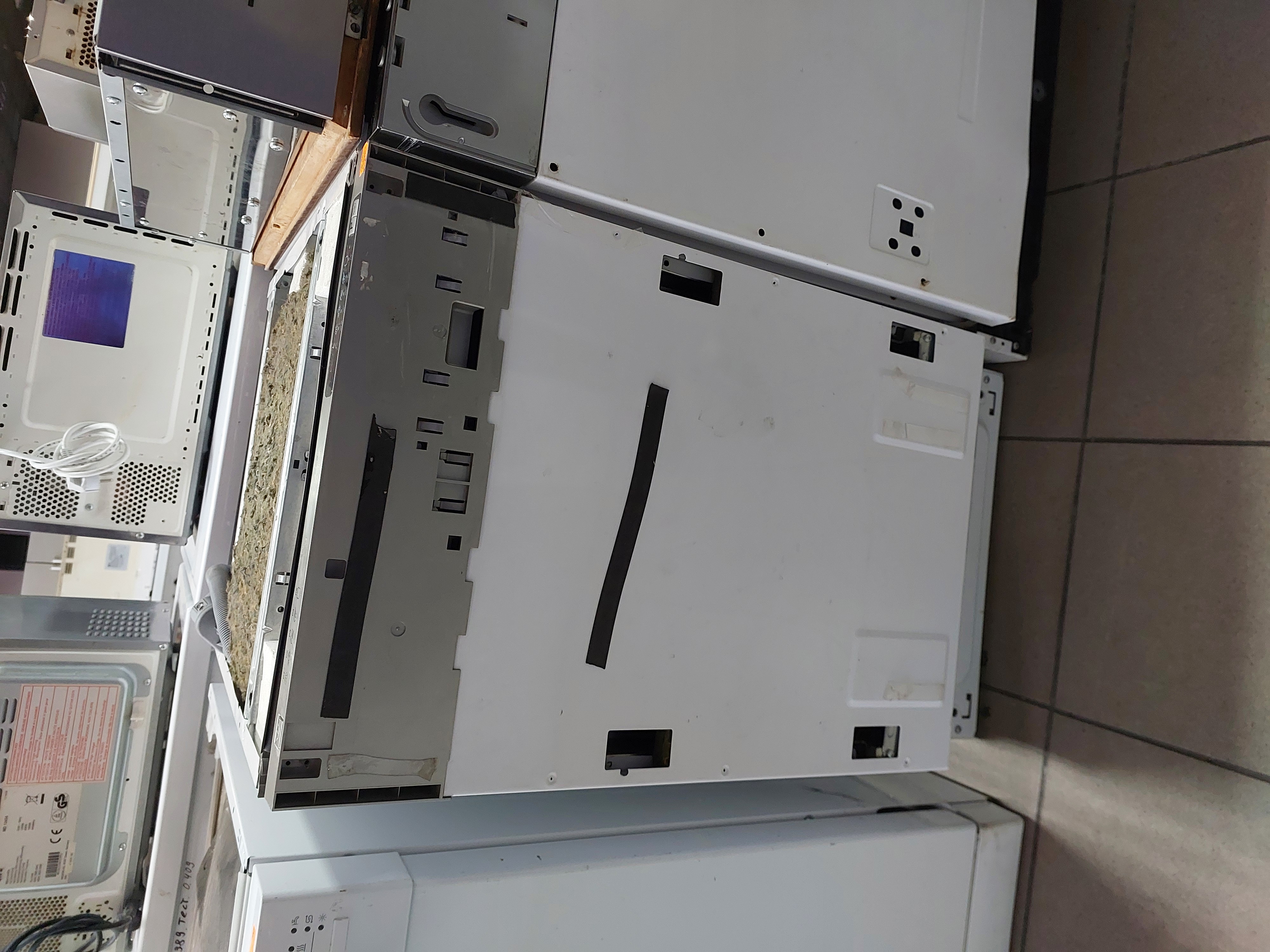 Посудомийна машина Whirlpool DWH C00 W — Whirlpool, б/у, Львів